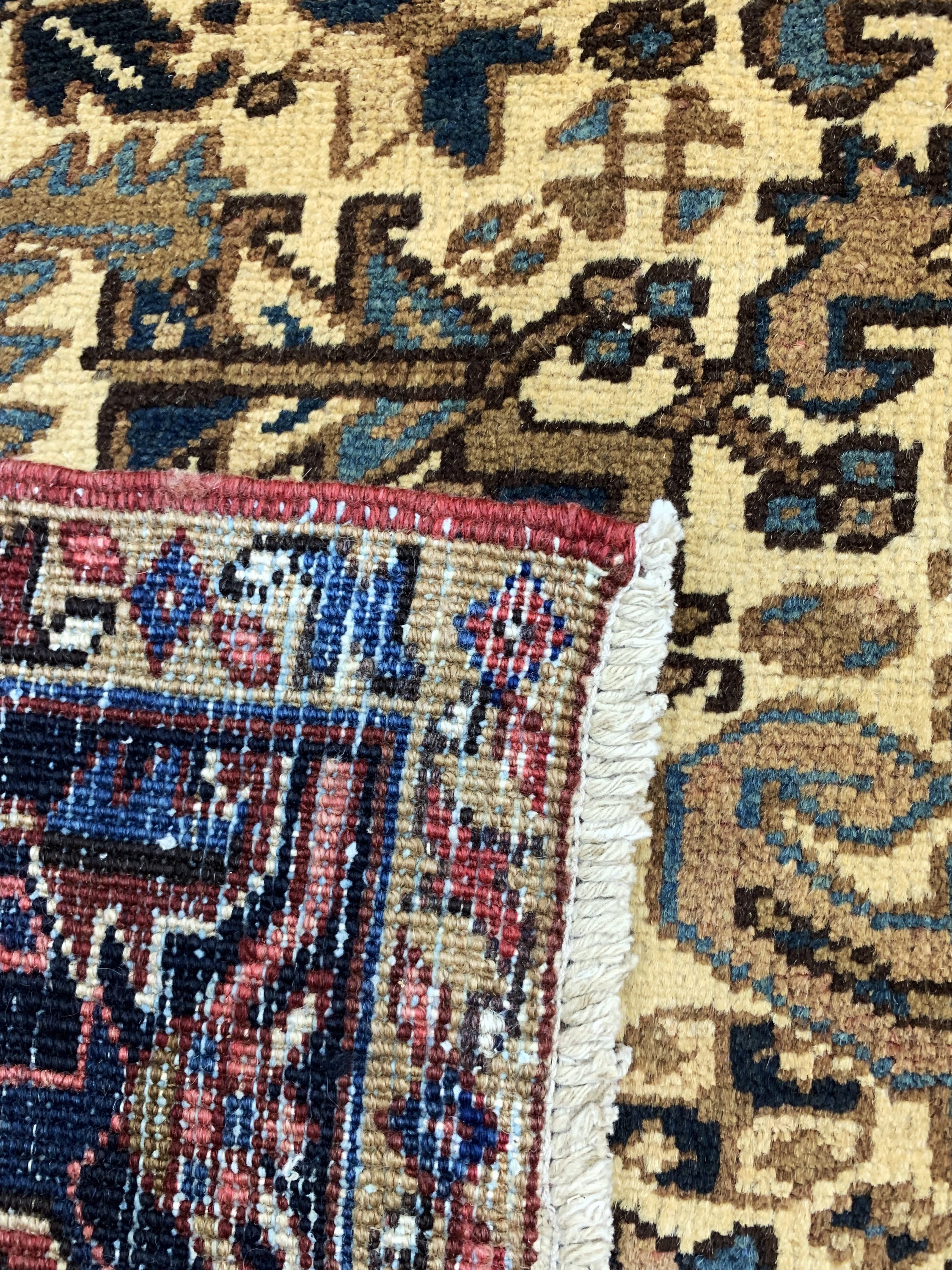 Detail g: Heriz alt, Persien, Mitte 20.Jhd, Wolle aufBaumwolle, ca. 325 x 242 cm, EHZ: 2