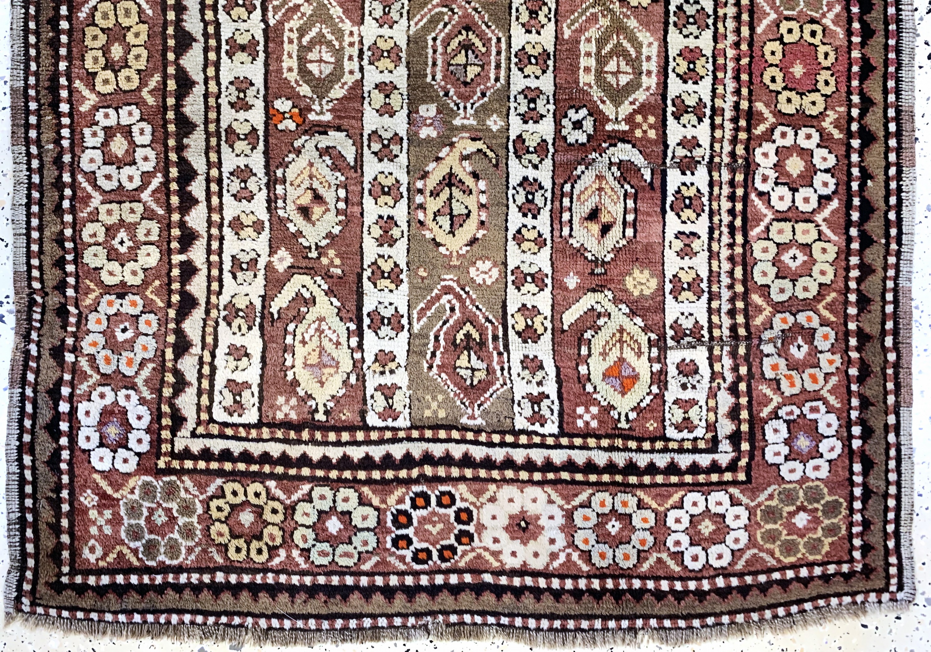 Detail c: Karabagh antik, Kaukasus, um 1900, Wolle auf Wolle, ca. 186 x 112 cm, EHZ: 2-3