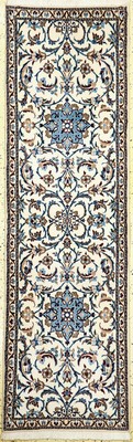 Image 26859657 - Nain, Persien, Neuwertig, Wolle auf Baumwolle, ca. 196 x 65 cm Schätzpreis: 590, - ...