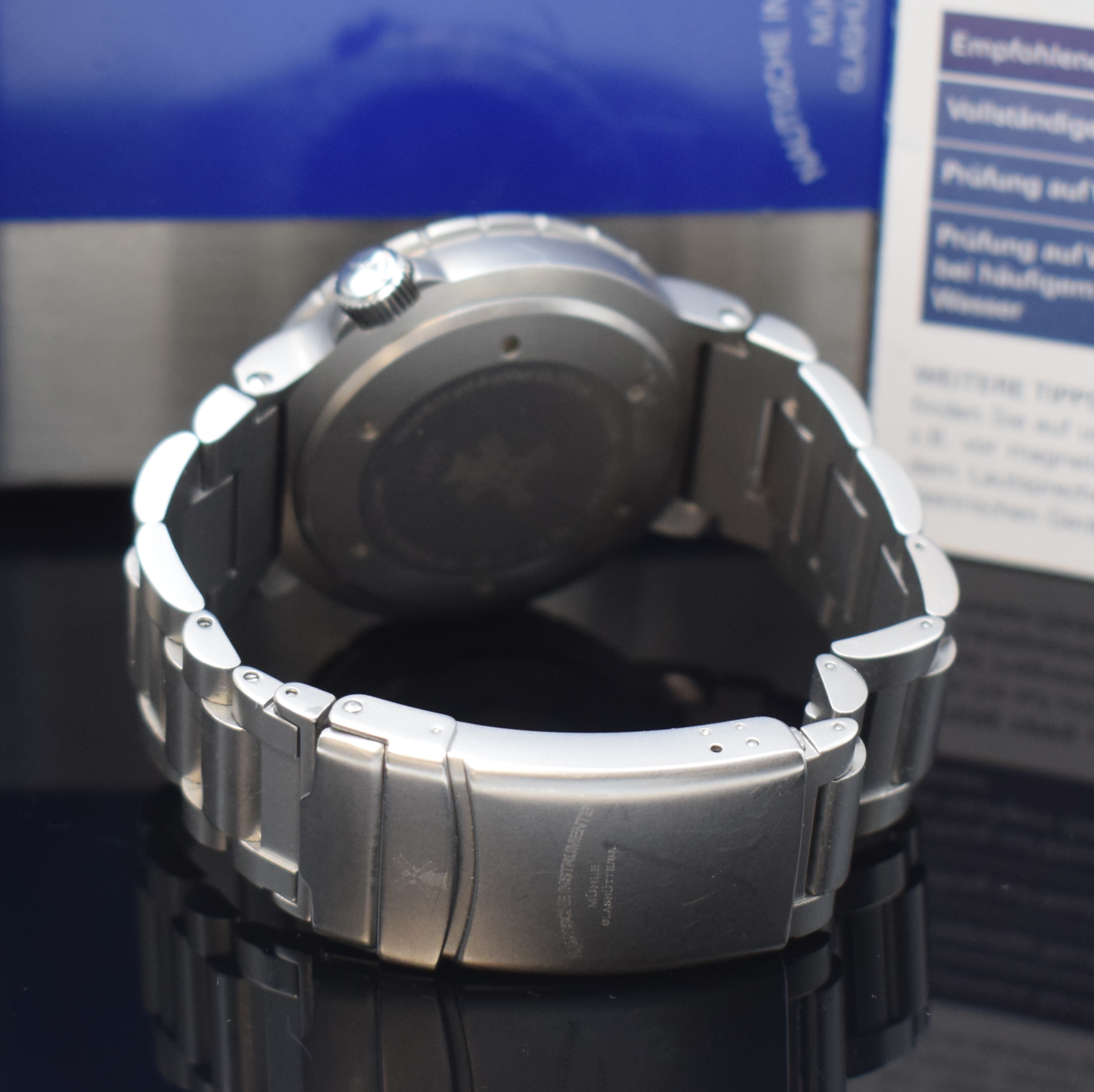 Detail b: NAUTISCHE INSTRUMENTE MÜHLE GLASHÜTTE/SA. Herrenarmbanduhr Modell Nautic-Timer Referenz M1-41-20, Automatik, Edelstahlgeh. inkl. Gliederband m. ...