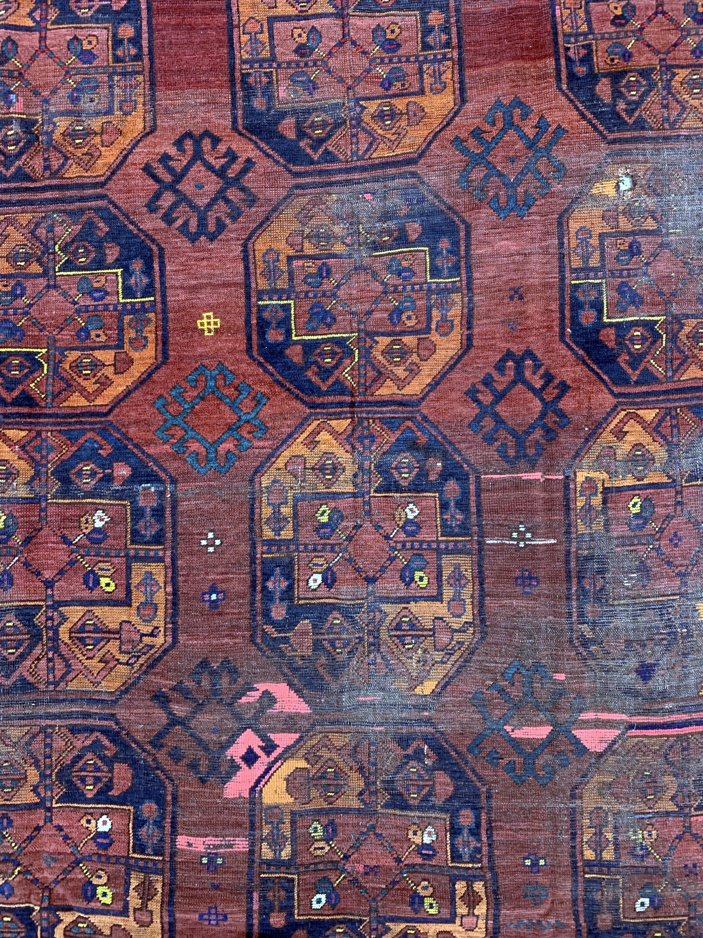 Detail c: Ersari antik, Turkmenistan, 19.Jhd, Wolle auf Wolle, ca. 288 x 201 cm, EHZ: 4
