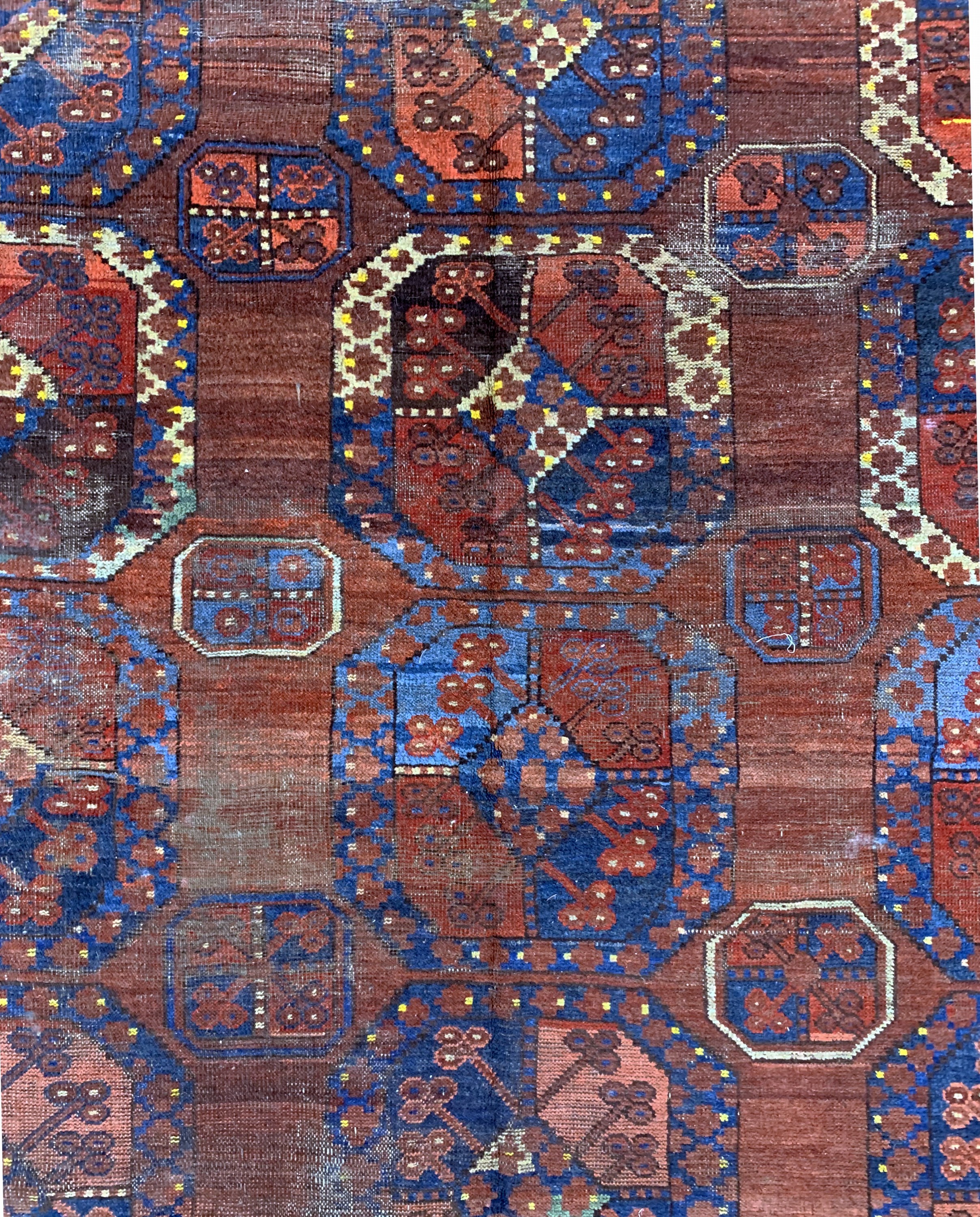 Detail c: Ersari antik, Turkmenistan, 19.Jhd, Wolle auf Wolle, ca. 354 x 287 cm, EHZ: 4