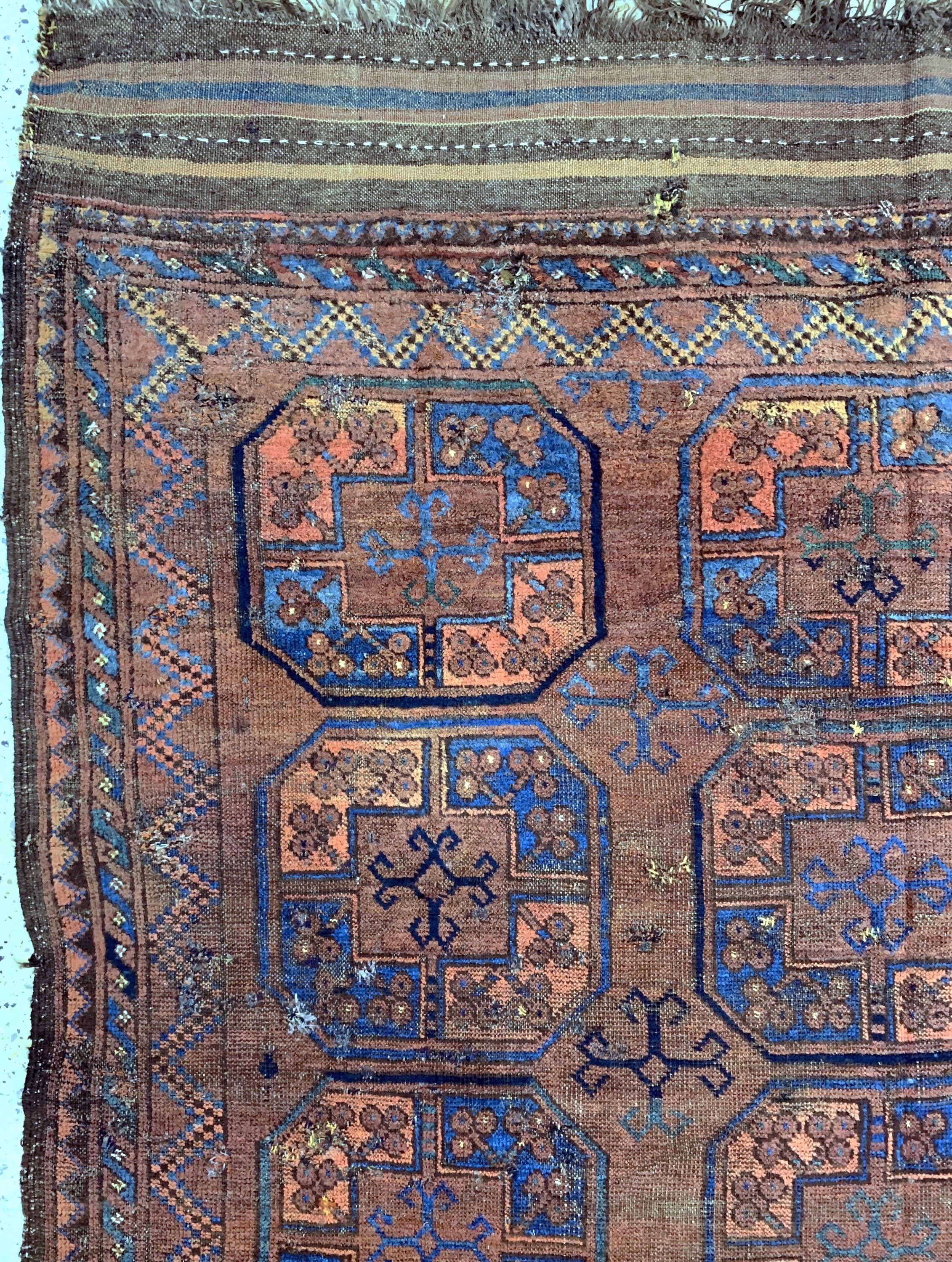 Detail c: Ersari antik, Turkmenistan, 19.Jhd, Wolle auf Wolle, ca. 293 x 190 cm, EHZ: 4