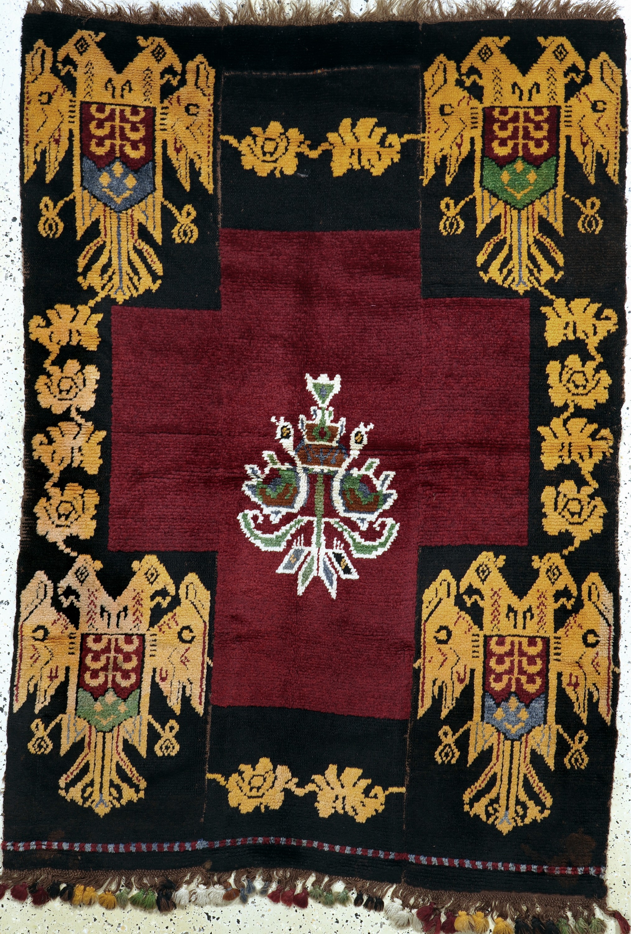 3 Bahniger"Wappen-Teppich", Türkei, Anfang 20.Jhd, Wolle auf Wolle, ca. 202 x 141 cm, EHZ: 2-3