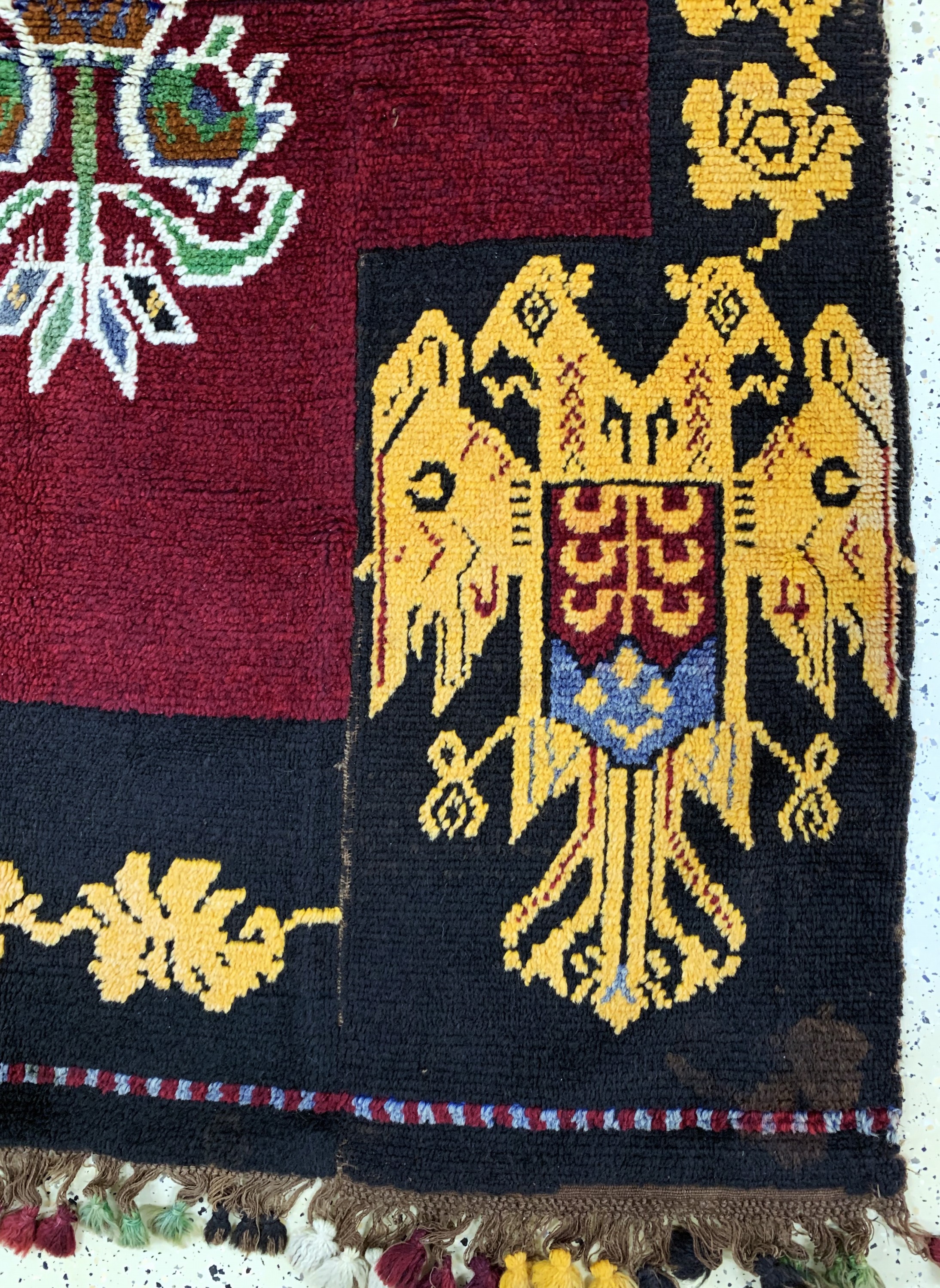 Detail a: 3 Bahniger"Wappen-Teppich", Türkei, Anfang 20.Jhd, Wolle auf Wolle, ca. 202 x 141 cm, EHZ: 2-3