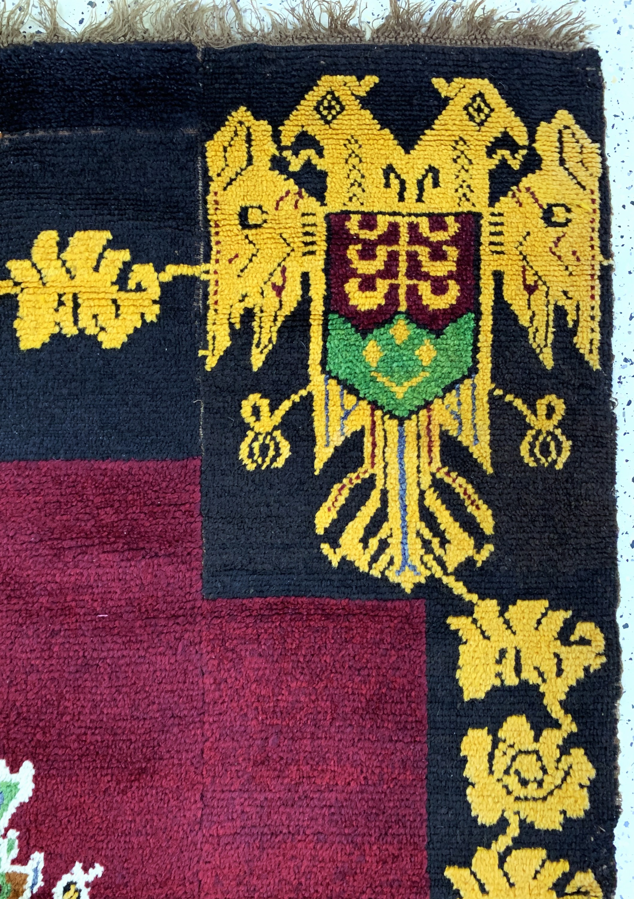 Detail e: 3 Bahniger"Wappen-Teppich", Türkei, Anfang 20.Jhd, Wolle auf Wolle, ca. 202 x 141 cm, EHZ: 2-3
