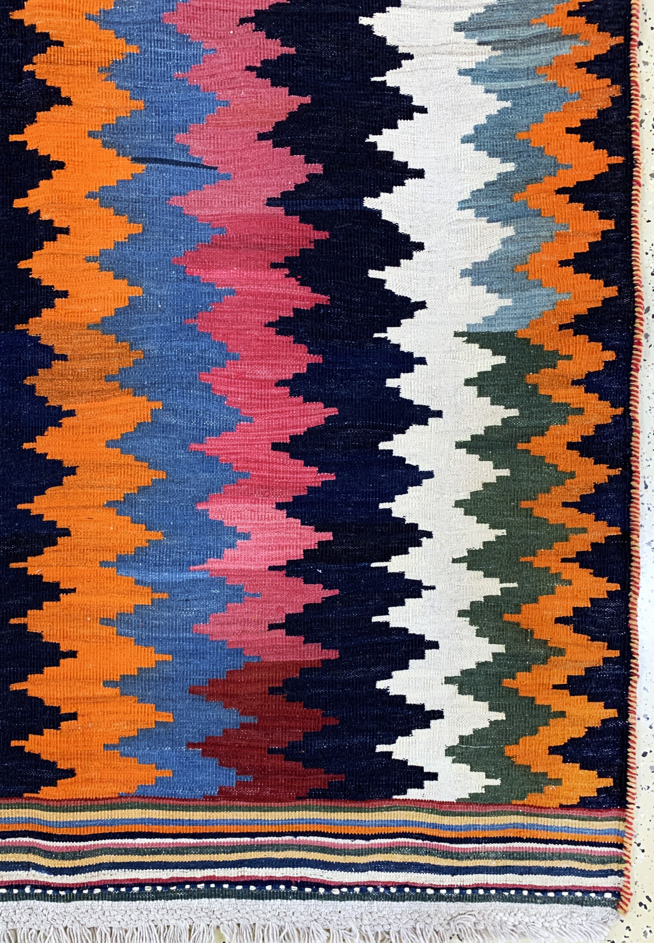 Detail a: Gabbeh Kelim, Persien, Mitte 20.Jhd, Wolle auf Wolle, ca. 226 x 162 cm, EHZ: 2