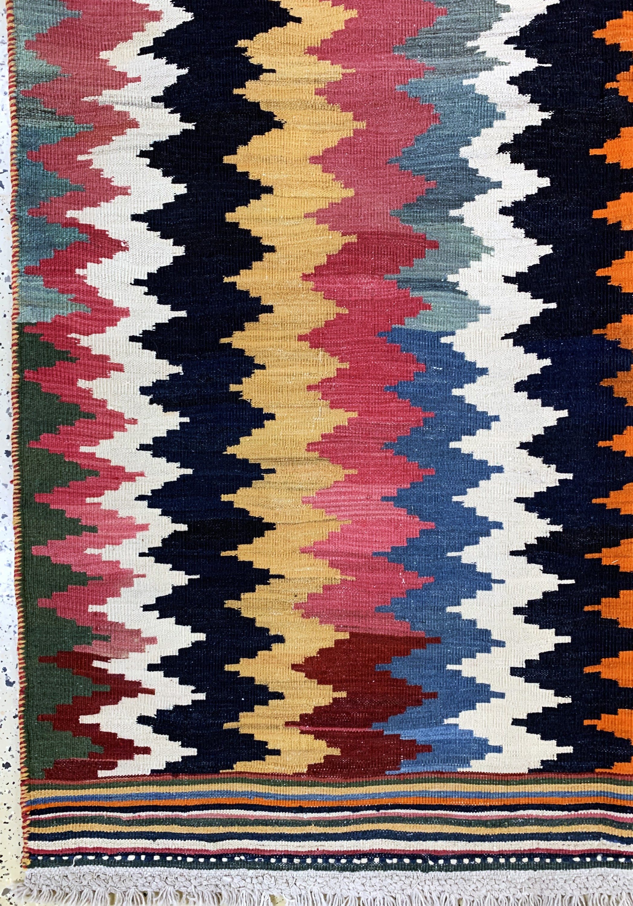 Detail b: Gabbeh Kelim, Persien, Mitte 20.Jhd, Wolle auf Wolle, ca. 226 x 162 cm, EHZ: 2