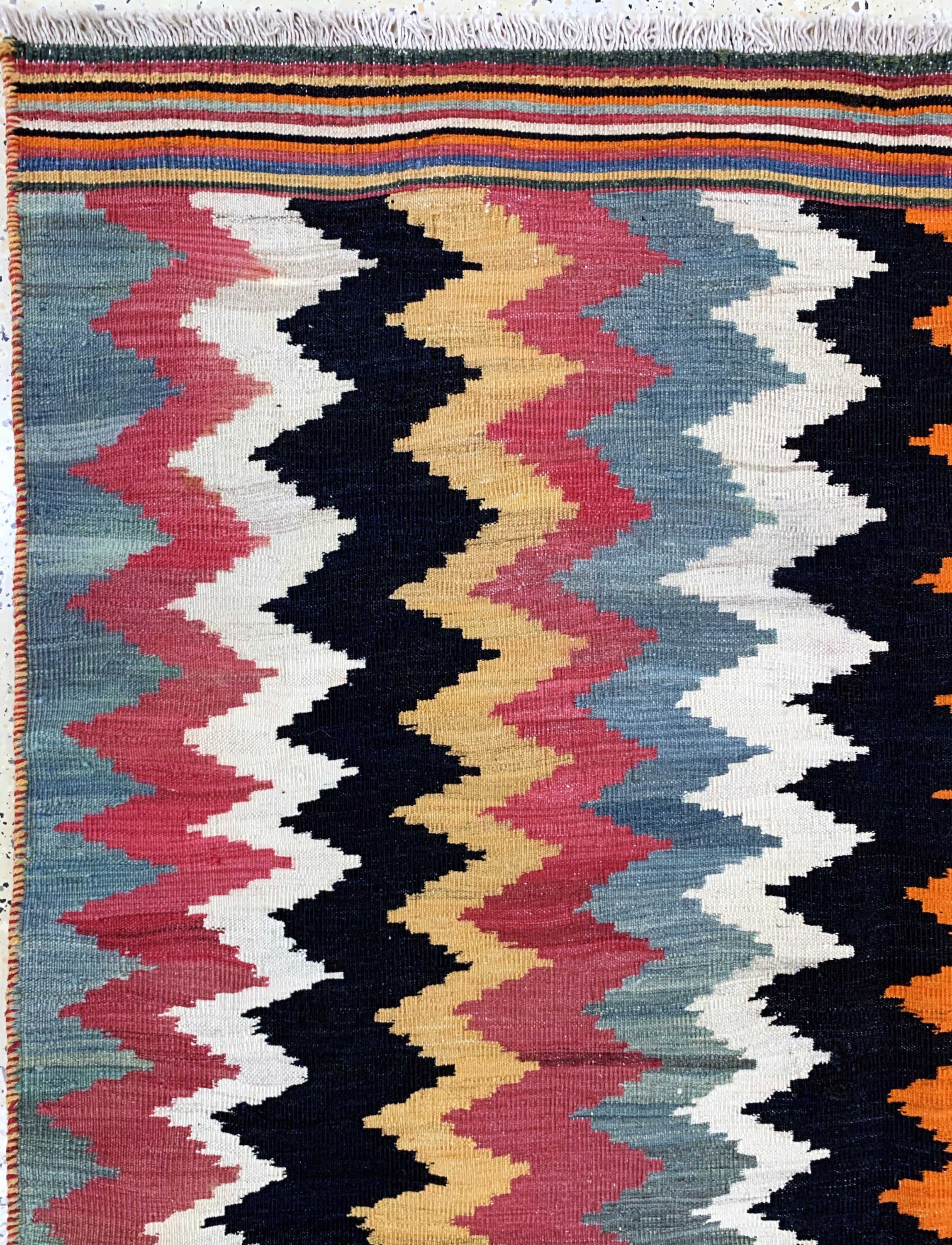 Detail c: Gabbeh Kelim, Persien, Mitte 20.Jhd, Wolle auf Wolle, ca. 226 x 162 cm, EHZ: 2