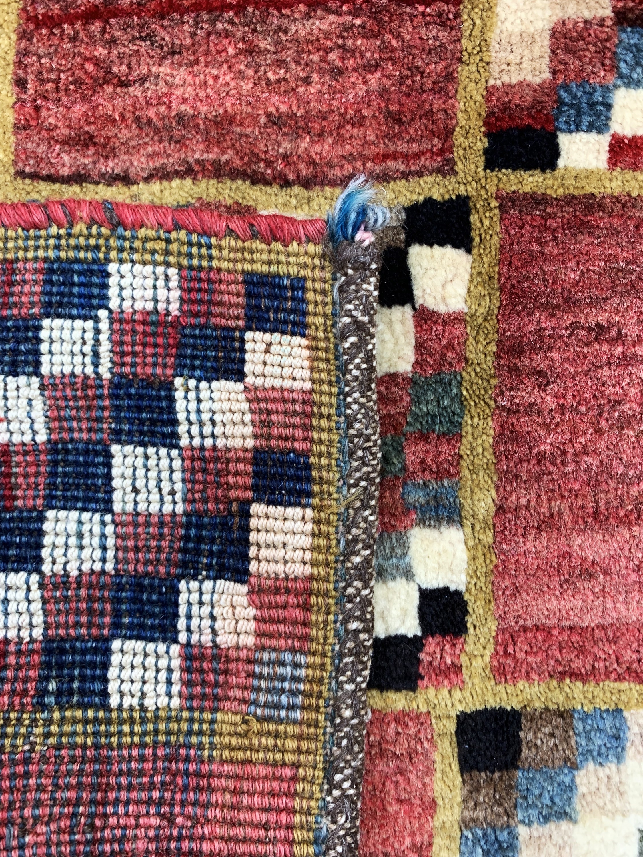 Detail d: Ghaschgai Gabbeh, Persien, Mitte 20.Jhd, Wolle auf Wolle, ca. 178 x 108 cm, EHZ: 1-2