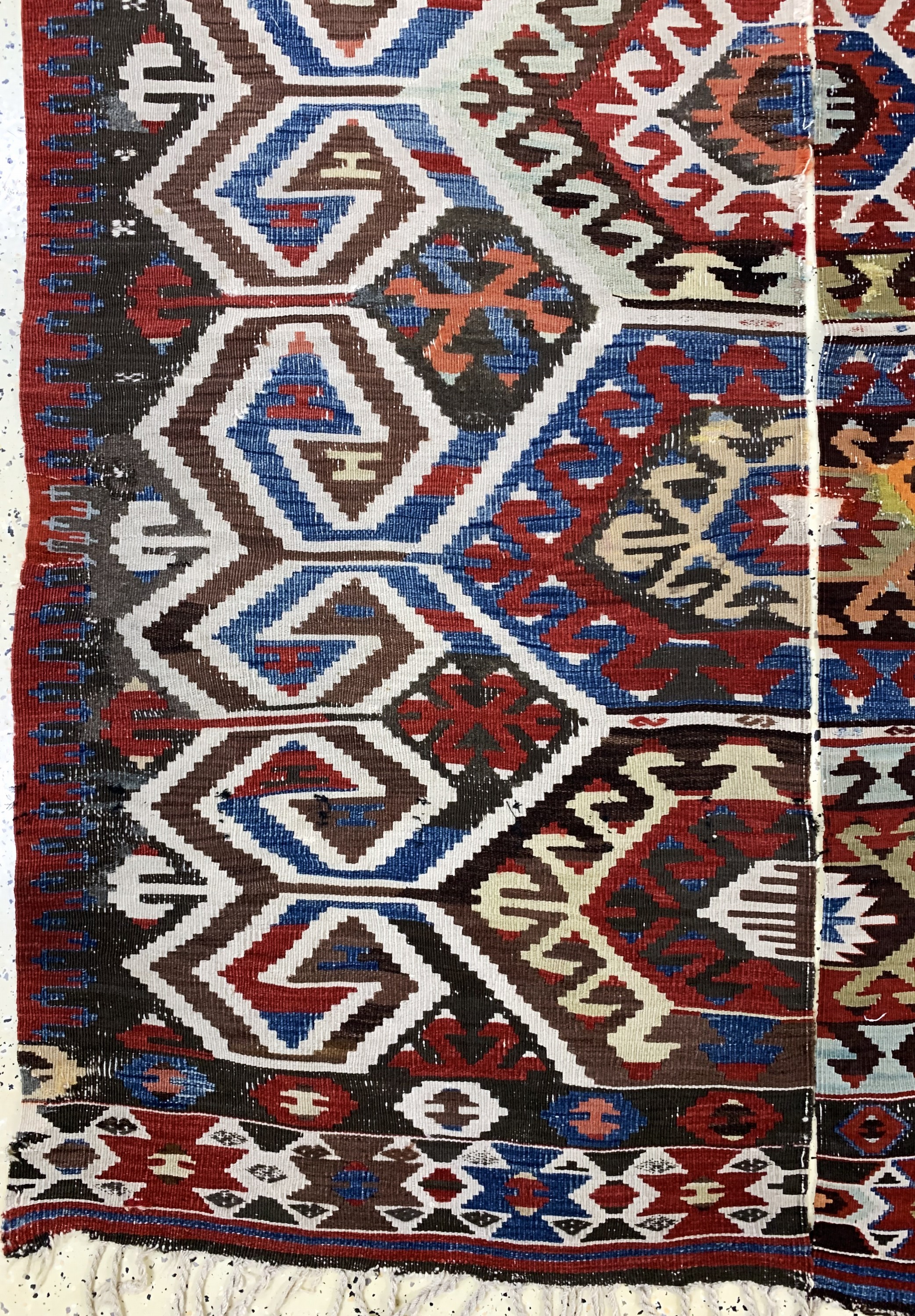 Detail b: Karaman Kelim antik, Türkei, 19.Jhd, Wolle auf Wolle, ca. 320 x 183 cm, EHZ: 3(2 getrennte Bahnen)