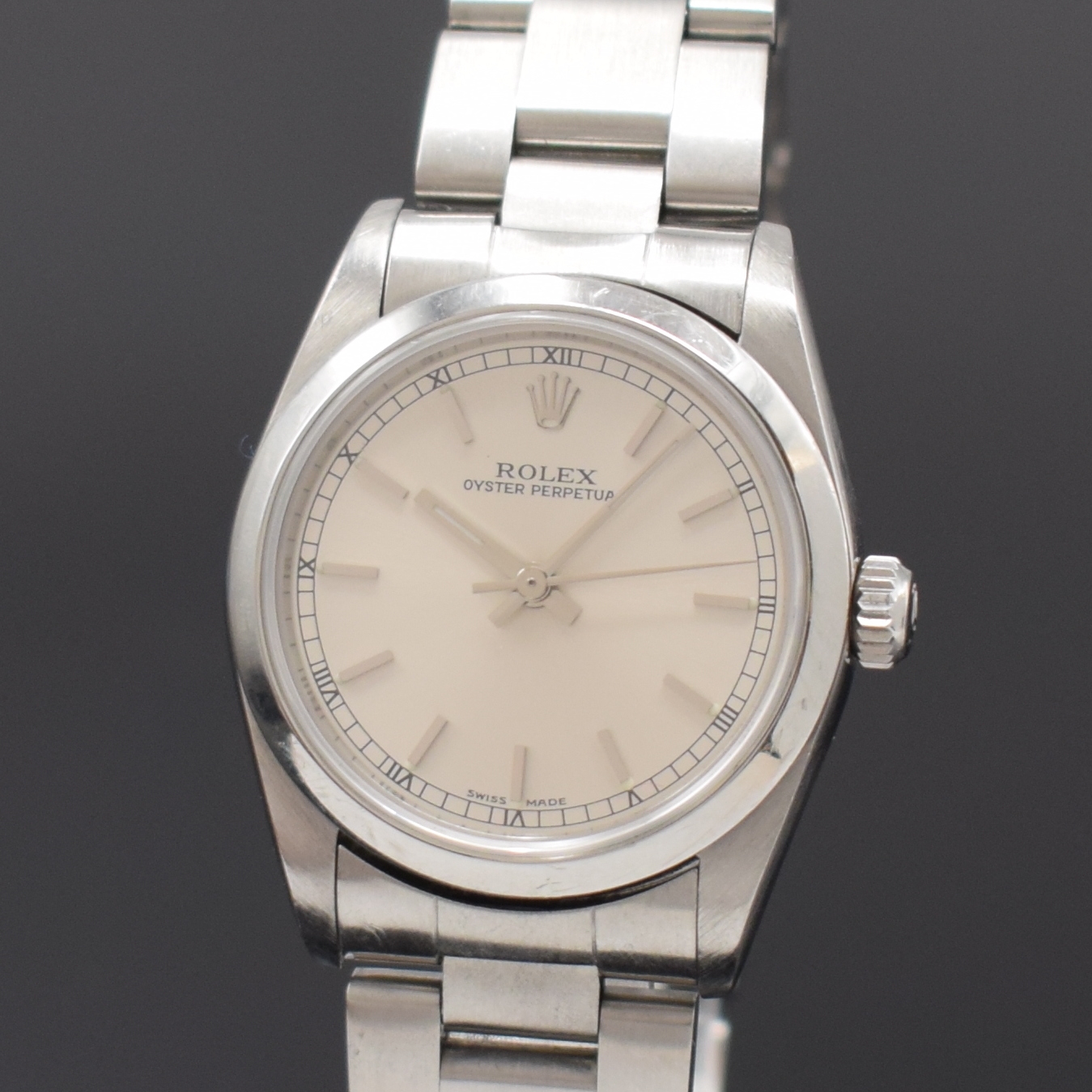 Detail a: ROLEX Mediumarmbanduhr Oyster Perpetual Referenz 77080, Automatik, Schweiz um 2002, Edelstahlgeh. inkl. Oysterband m. Faltschl., Boden und Krone ...