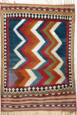 Image Ghaschgai Kelim, Persien, Anfang 20.Jhd, Wolle auf Wolle, ca. 193 x 135 cm, EHZ: 1-2
