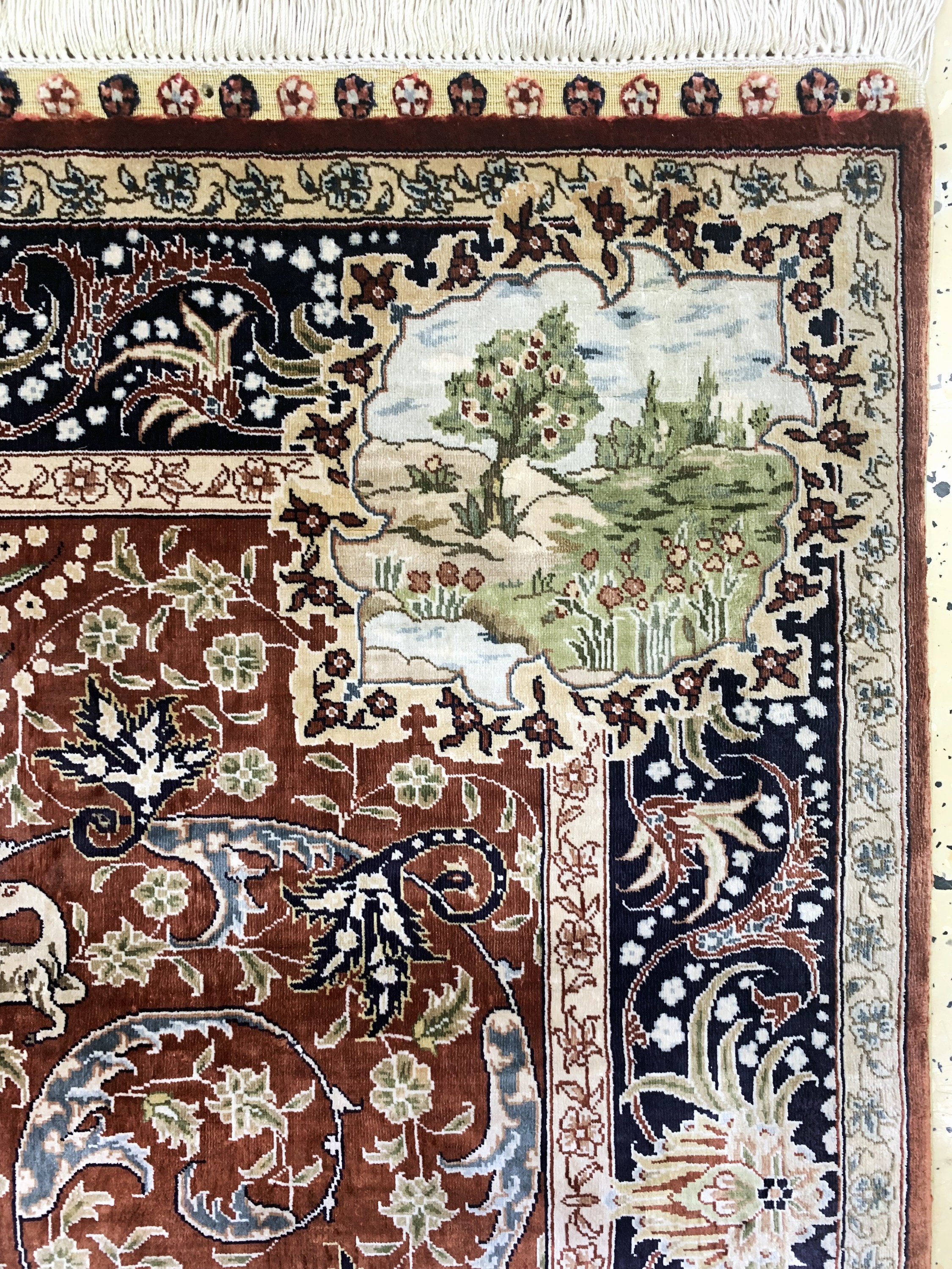 Detail e: Hereke Seide fein, China, Ende 20.Jhd, reine Naturseide, ca. 123 x 80 cm, ca. 1,0 Mio. Kn/qm, EHZ: 1-2
