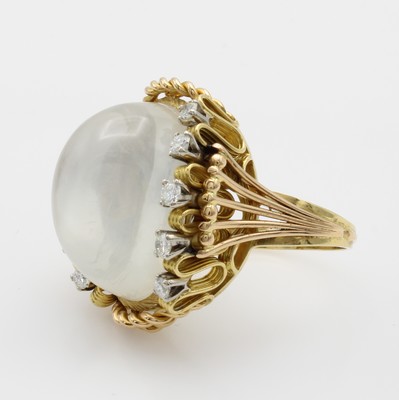Image 26862703 - Ring mit Mondstein und Brillanten, GG 750/ 000, Mondstein ca. 22x15 mm, Brill. zus. ca. ...