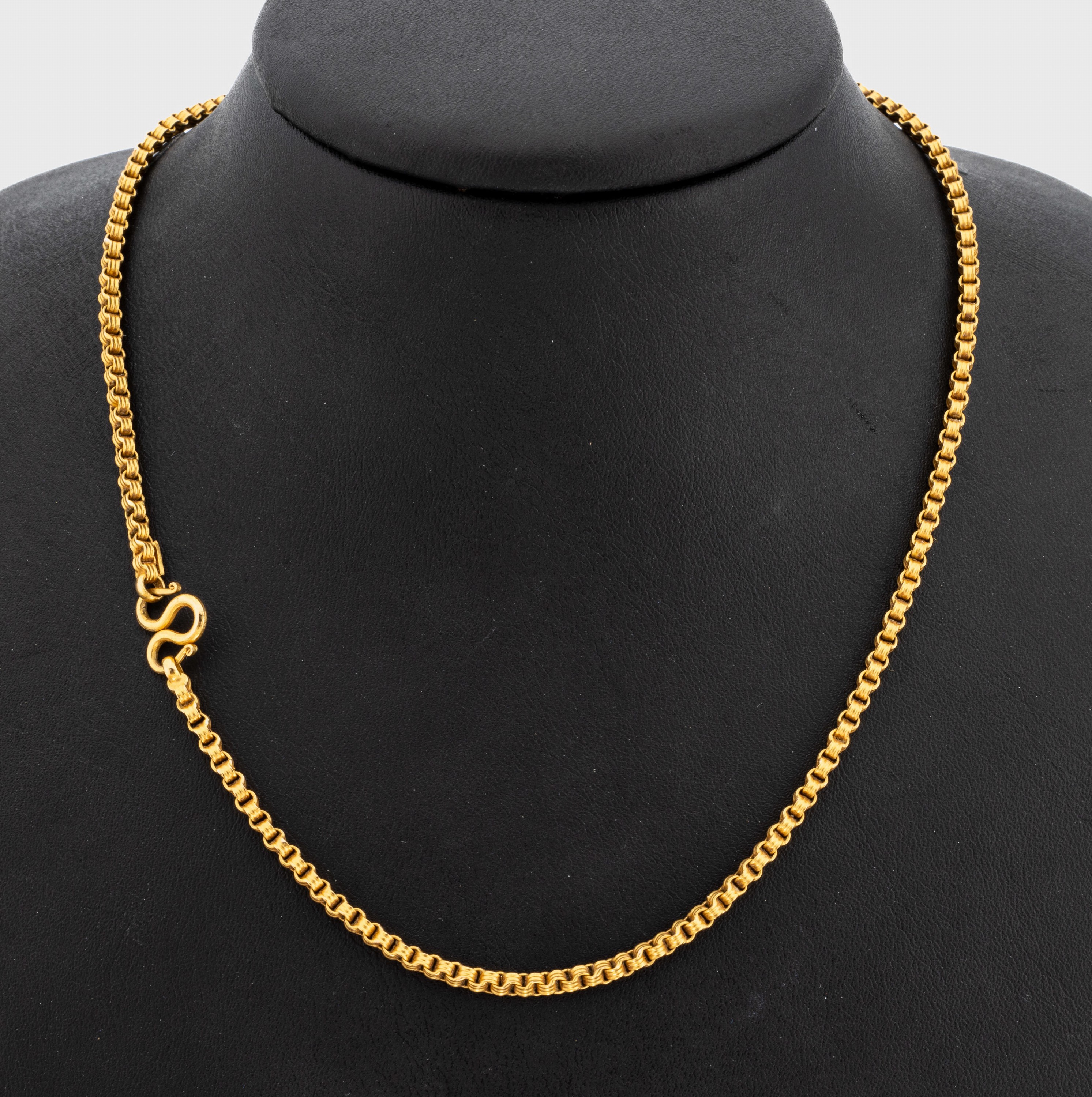 18 kt Gold Kette, ca. 18.6 g, GG 750/000 gepr., Punzierung 22 kt, L. ca. 66 cm, S-HakenSchließe