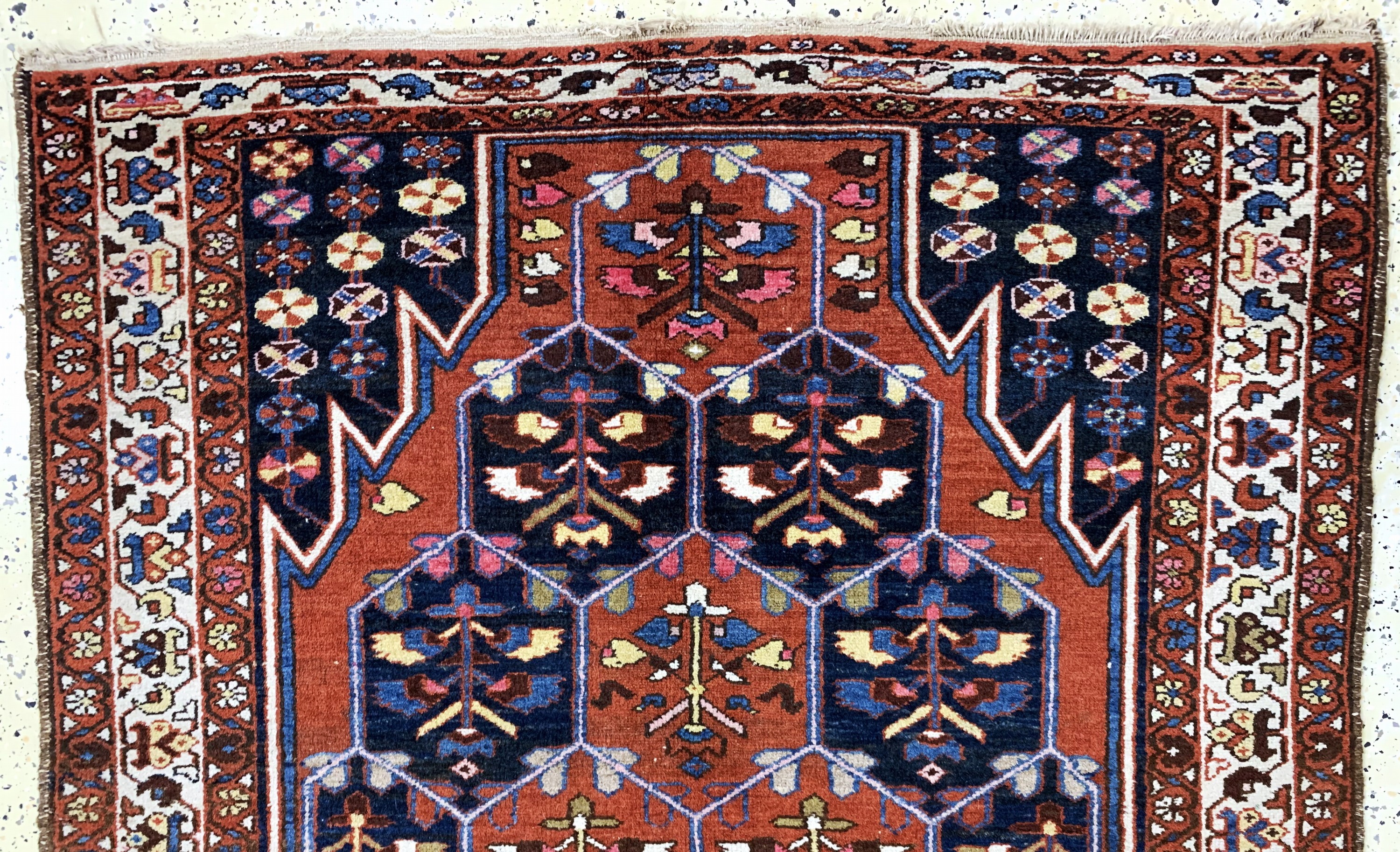 Detail a: Mazlaghan alt, Persien, Anfang 20.Jhd, Wolle auf Baumwolle, ca. 202 x 128 cm, EHZ: 2-3
