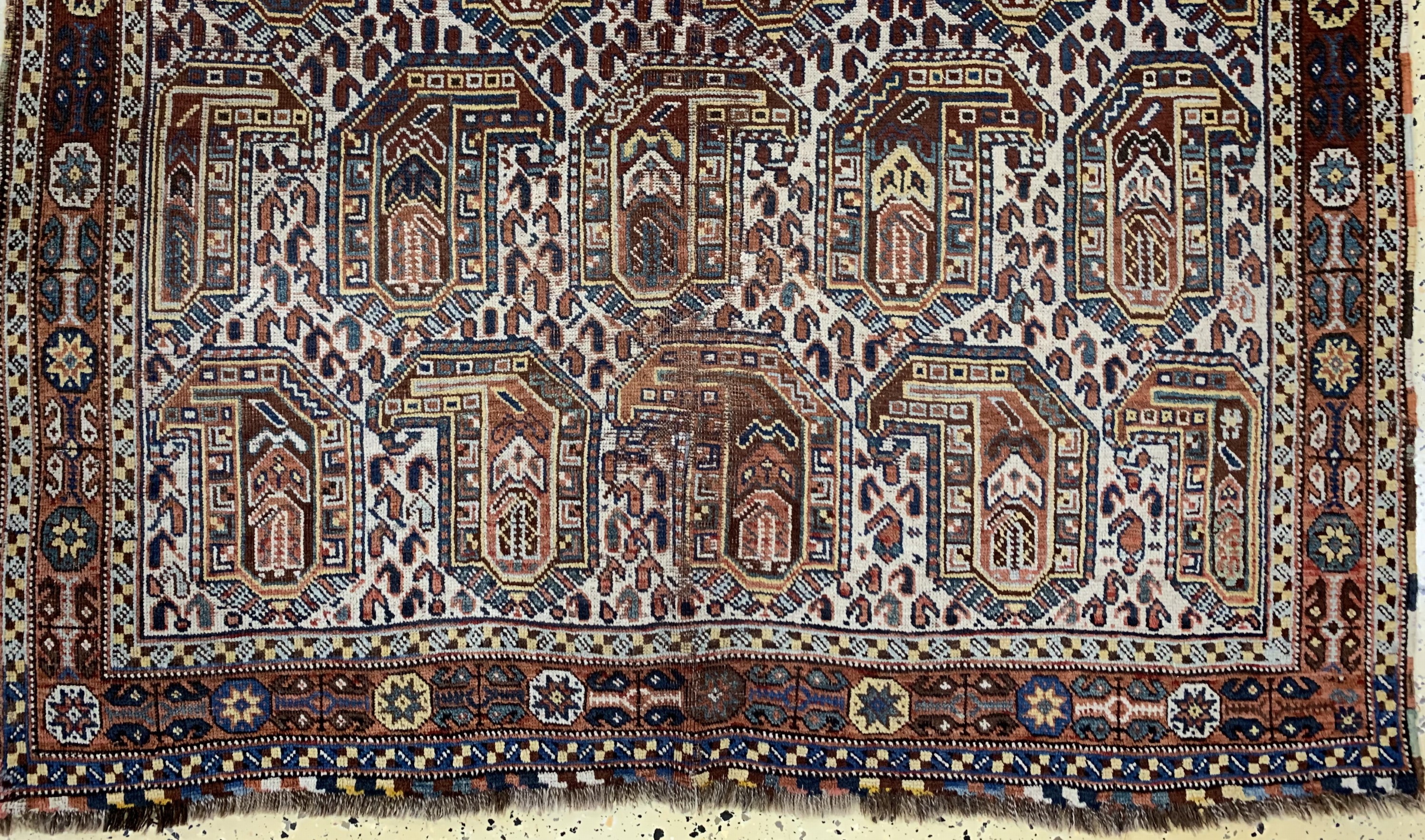 Detail c: Ghaschgai antik, Persien, 19.Jhd, Wolle aufWolle, ca. 180 x 138 cm, EHZ: 4