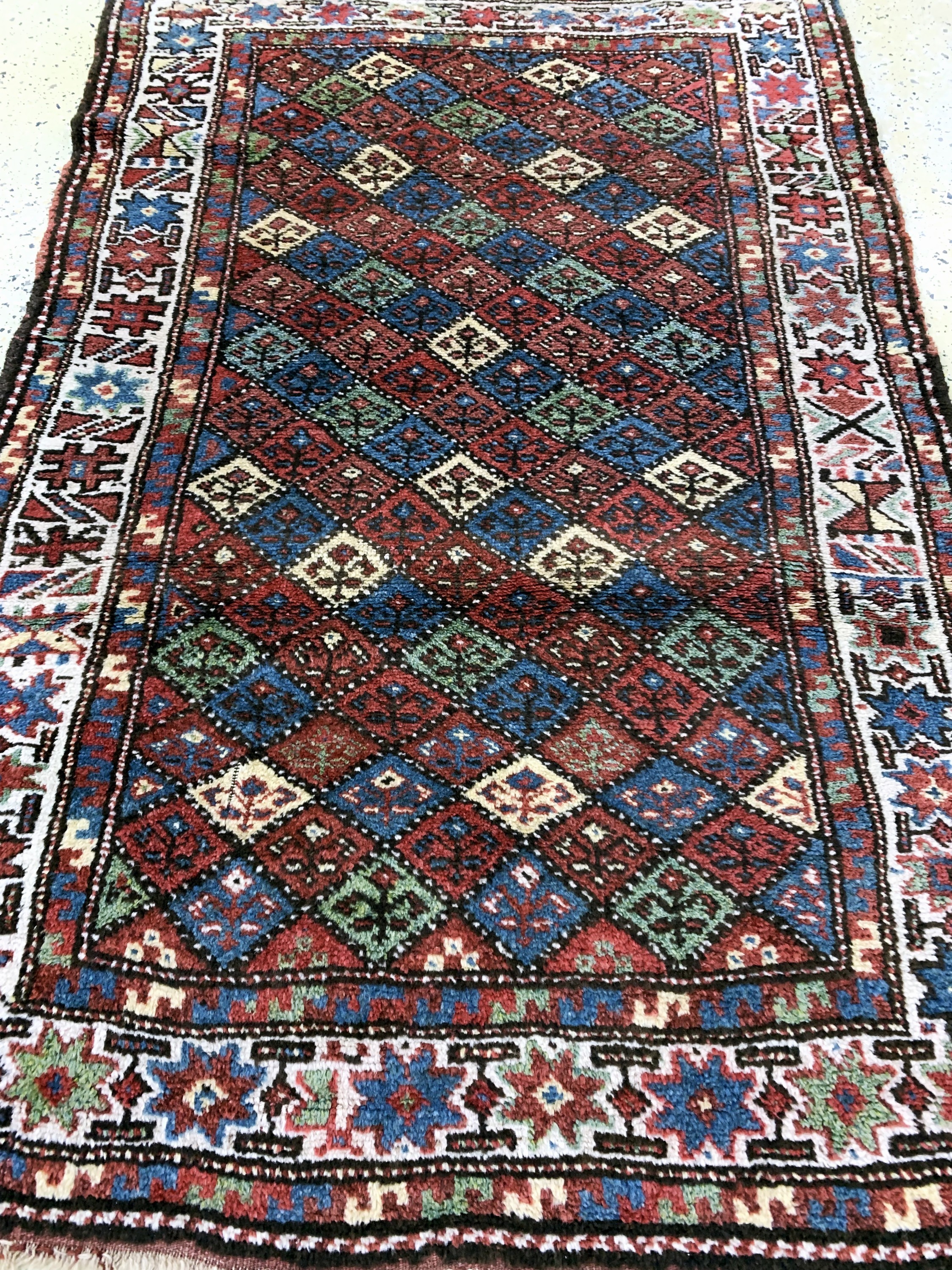 Detail d: Kurdischer"Dorfteppich", Persien, um 1900, Wolle auf Wolle, ca. 165 x 107 cm, EHZ: 2-3