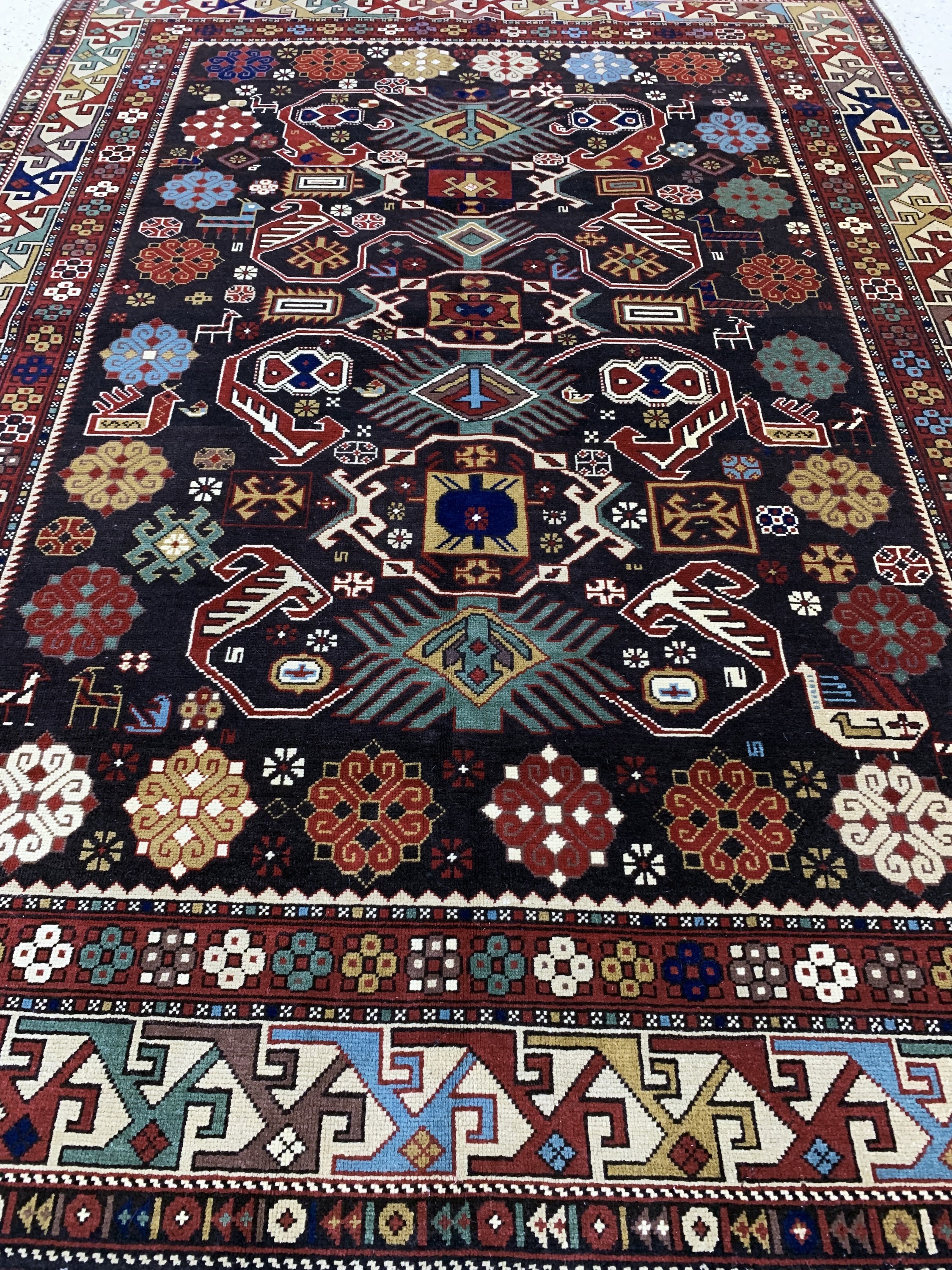 Detail f: Kazak alt, Kaukasus, Mitte 20.Jhd, Wolle auf Wolle, ca. 233 x 173 cm, EHZ: 2