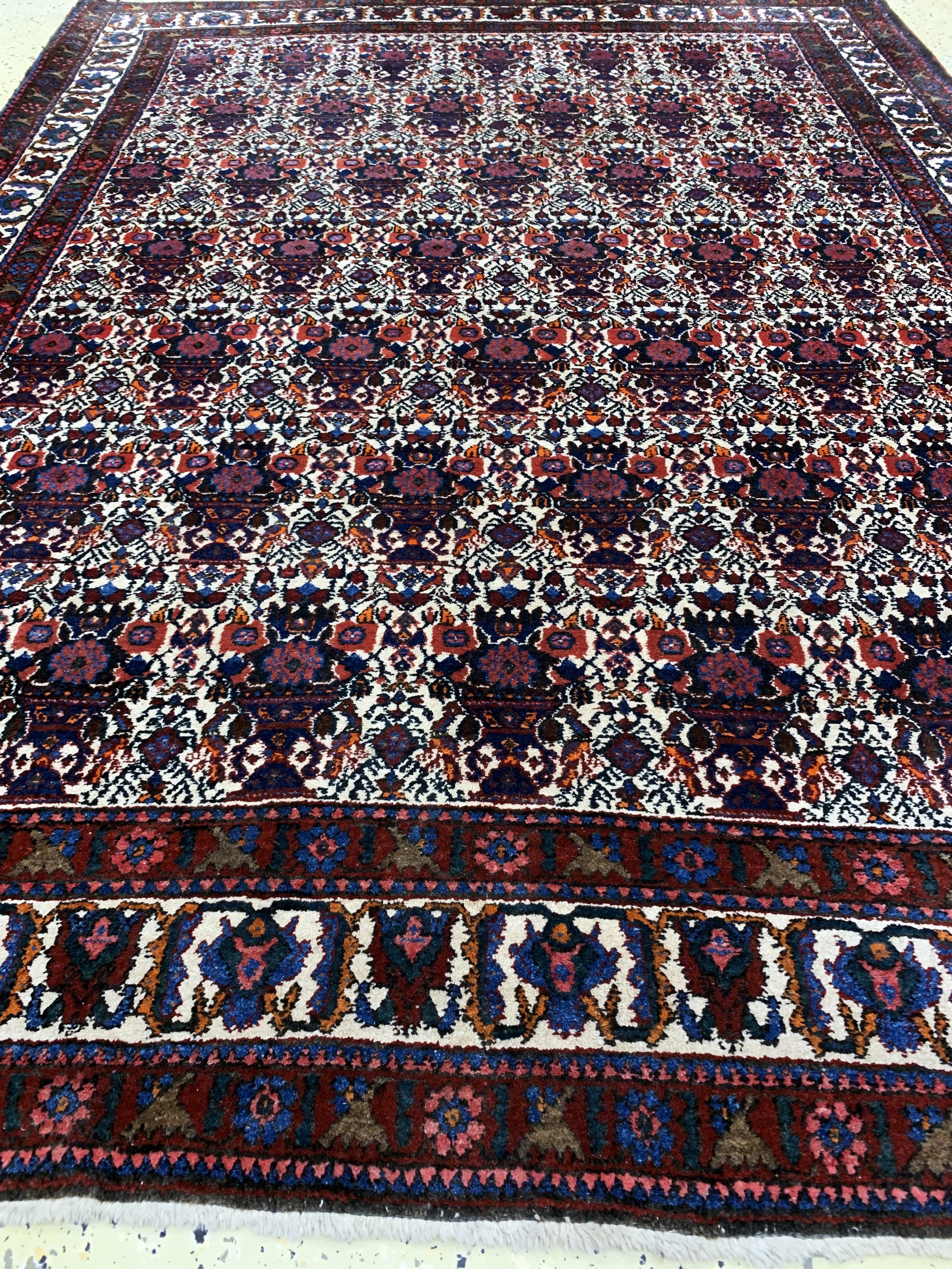 Detail d: Abadeh alt, Persien, Mitte 20.Jhd, Wolle auf Baumwolle, ca. 225 x 165 cm, EHZ: 2