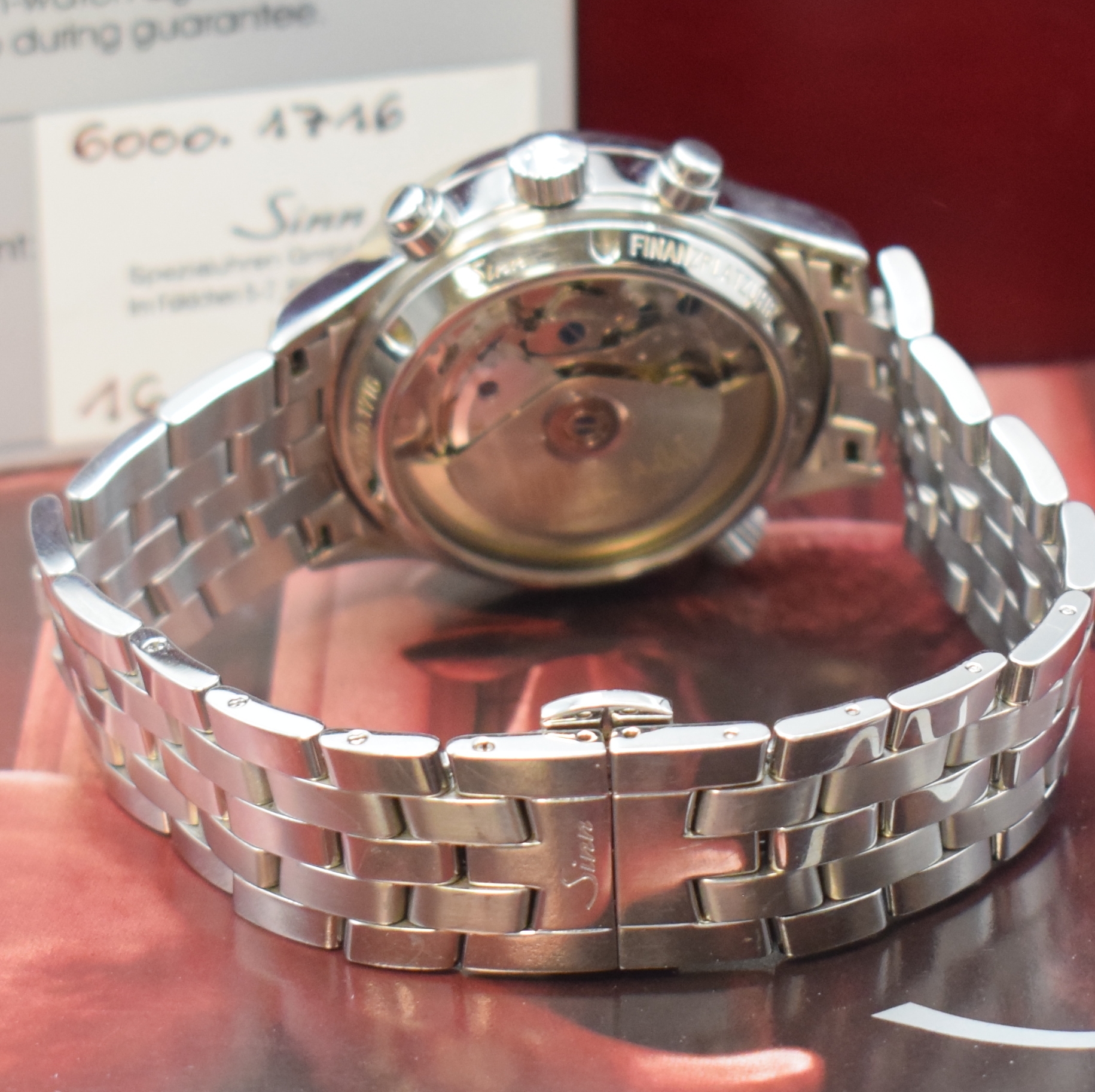 Detail b: SINN Herrenarmbanduhr "Die Finanzplatzuhr" Referenz 6000, Automatik, Edelstahlgeh. inkl. Gliederband m. dopp. Faltschl., beids. ...