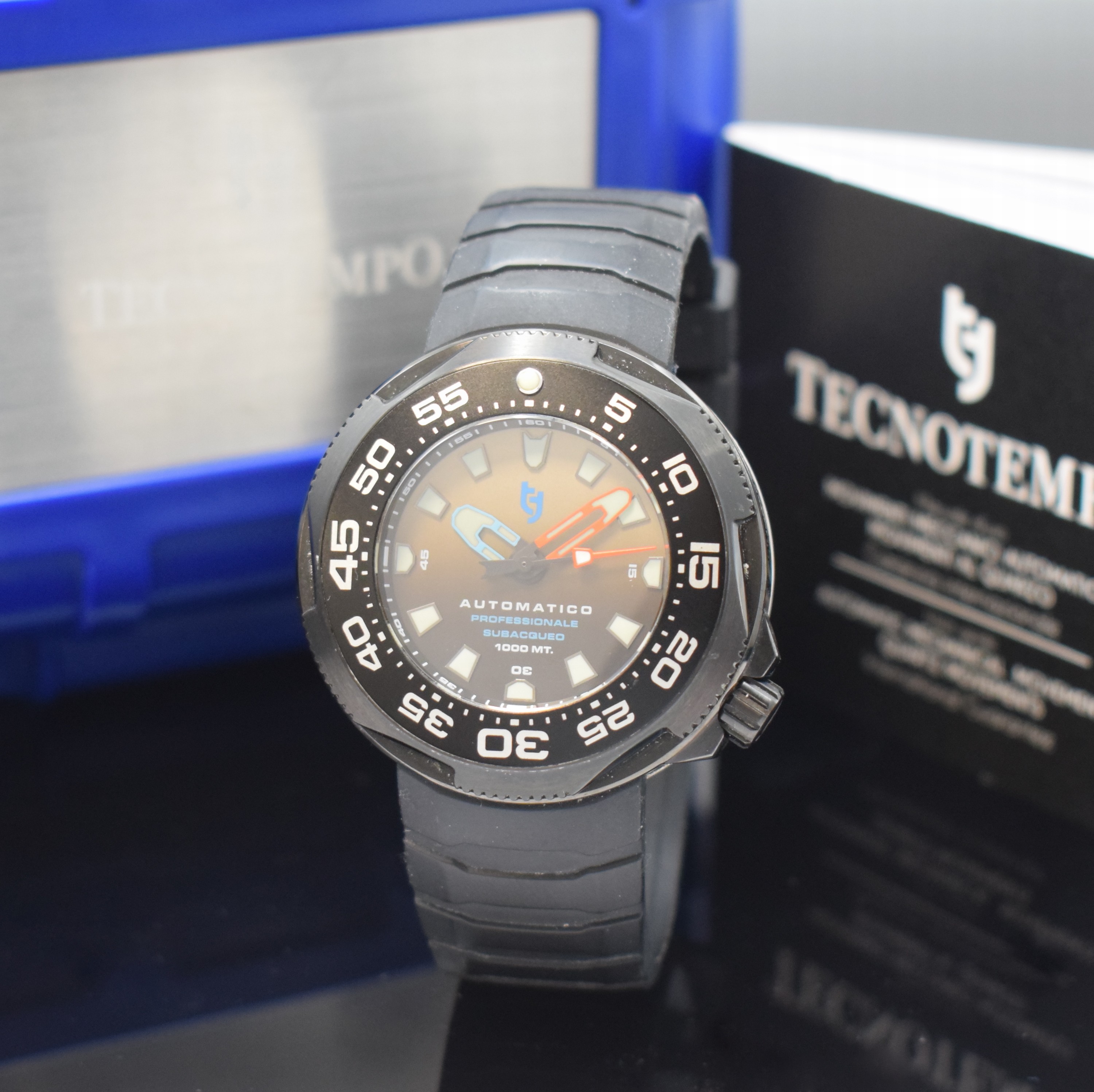 TECNOTEMPO auf 100 Stück limitierte Taucherarmbanduhr Professionale SUBACQUEO, Automatik, geschwärztes Edelstahlgeh. inkl. Kautschukband, Boden und ...