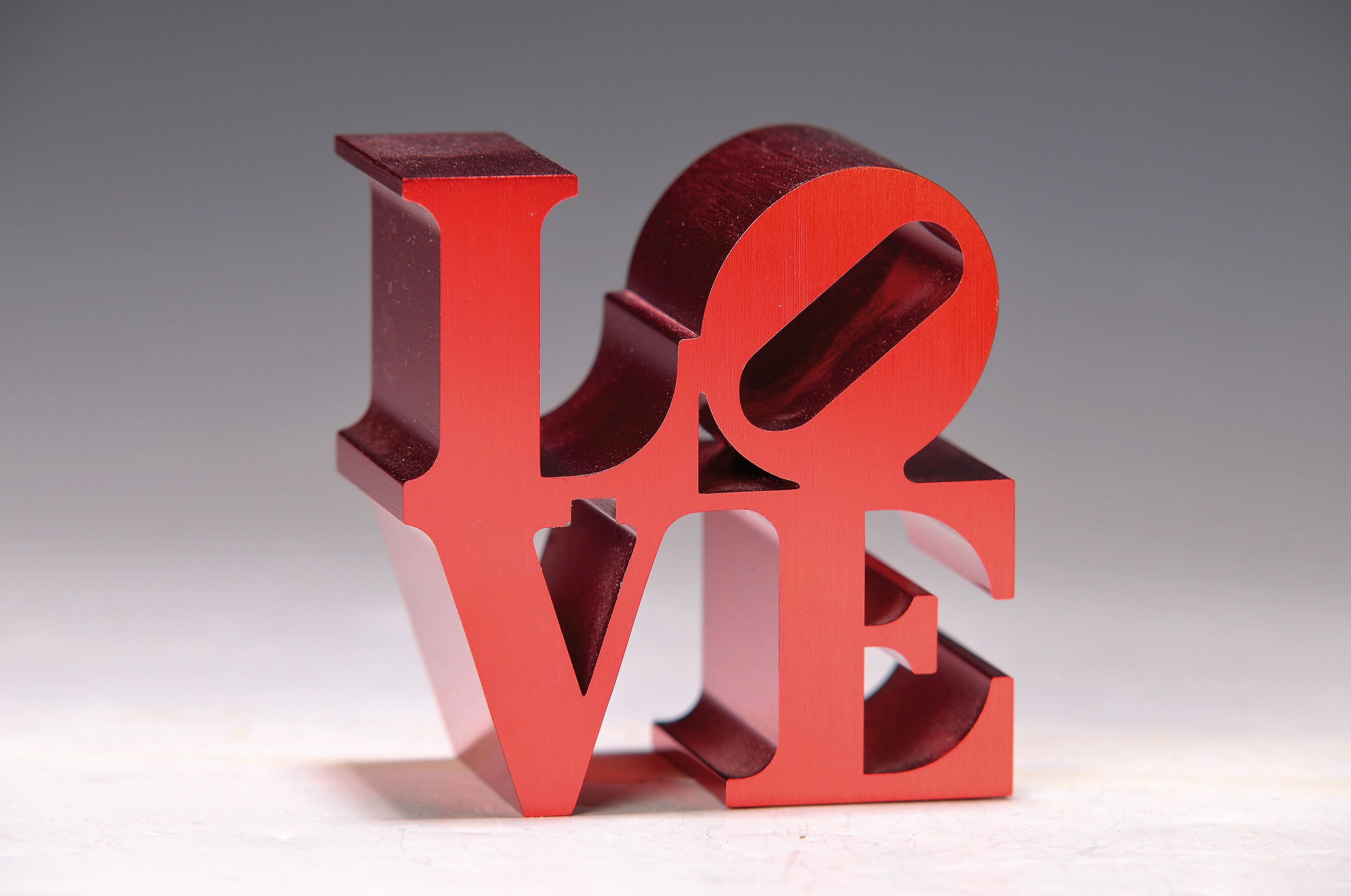 Detail k: Robert Indiana, Aluminiumskulptur, verkleinertes Modell nach dem Monumetalwerk aus Stahl, Hrs. IMA Inidanopolis Mueum of Art,2011, ca. 8 x 7 x 4 cm, ...