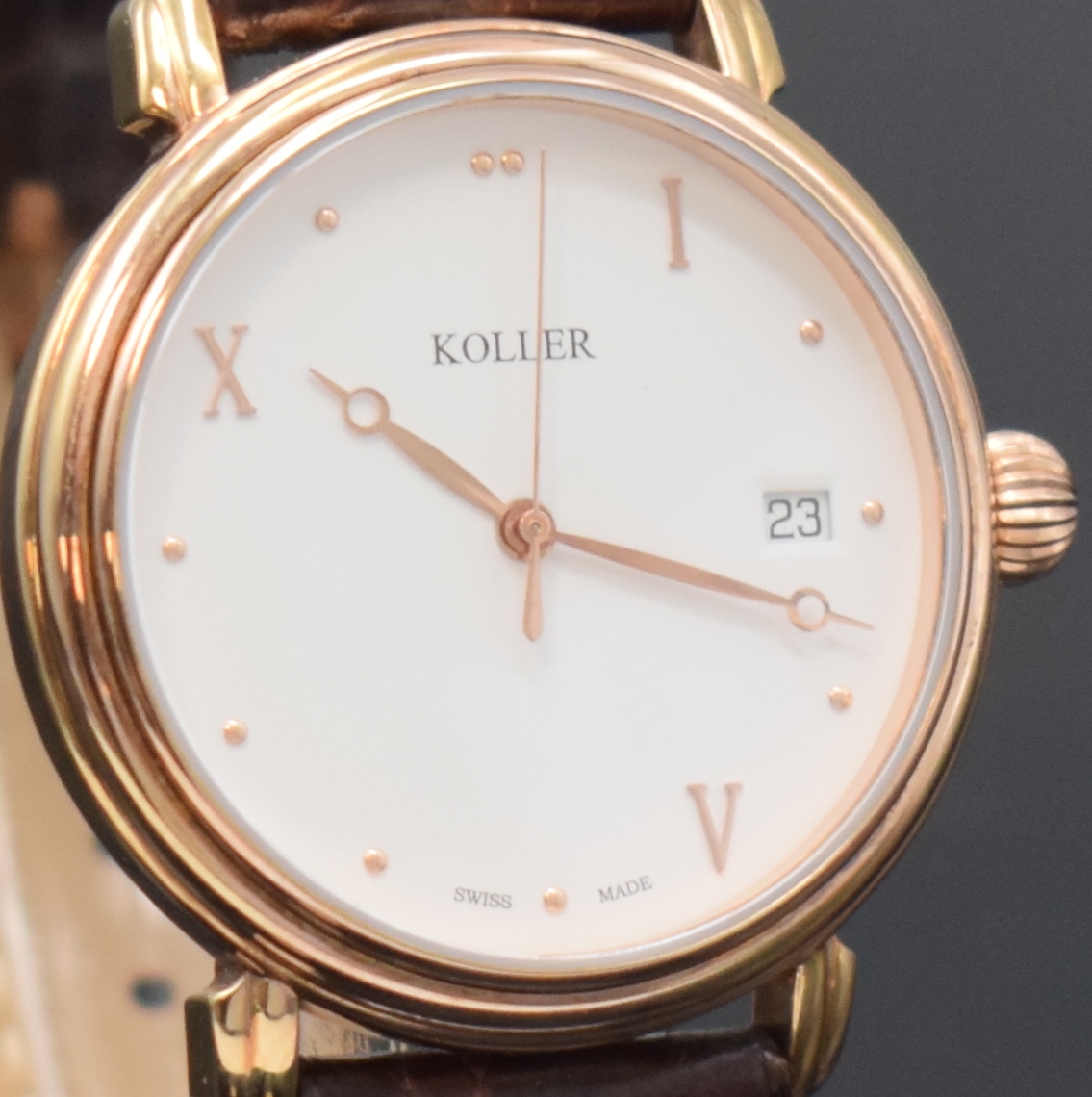 Detail c: KOLLER vergoldete Armbanduhr Referenz 69600,Schweiz akt. Produktion, Automatik, verg., beids. vergl. Geh., weißes Zifferblatt, gold. Std.-Ind. u. ...