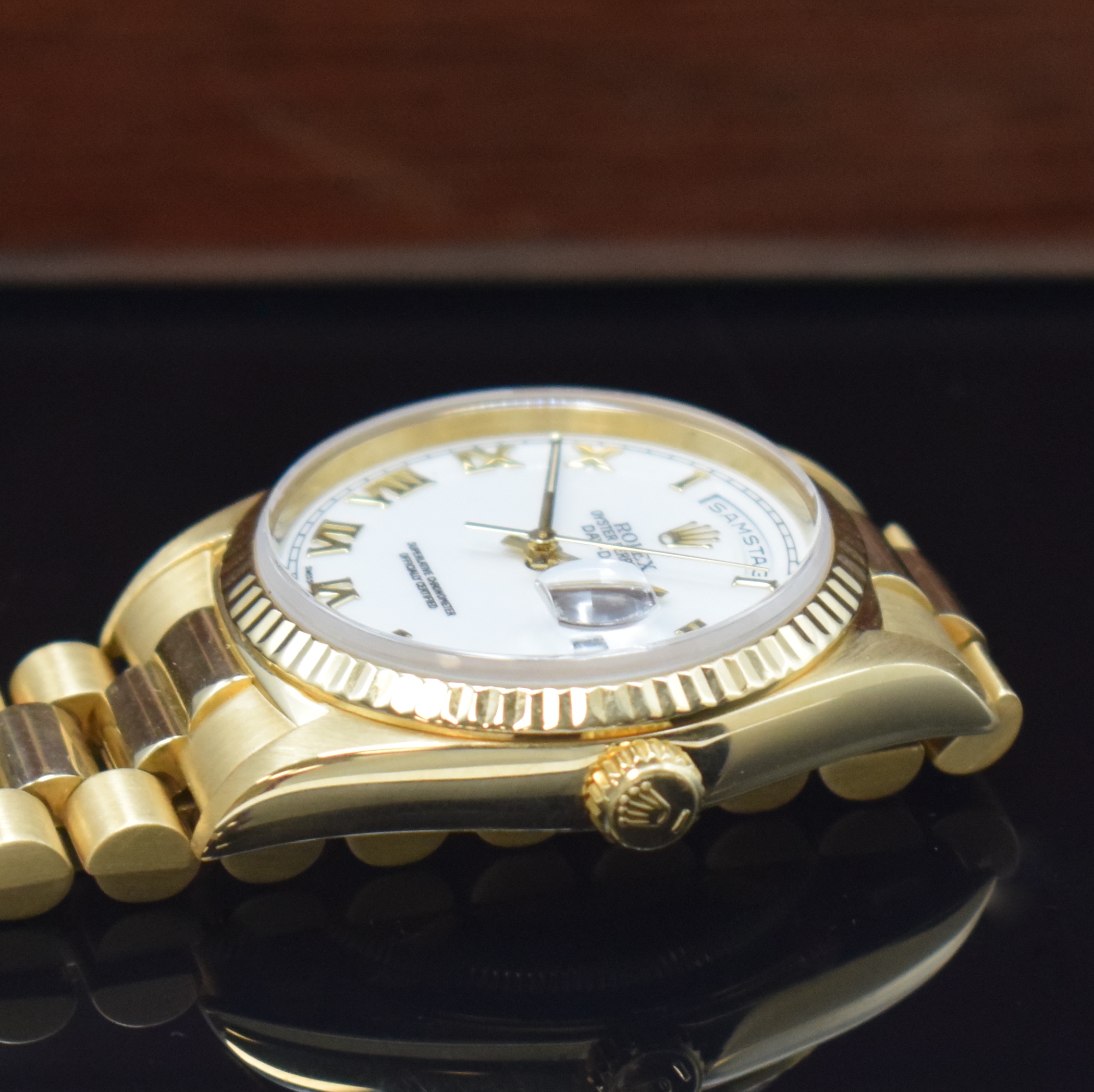Detail d: ROLEX Herrenarmbanduhr Oyster Perpetual Day- Date Referenz 18238, Automatik, A-Serie, Chronometer der Superlative in GG 750/000 inkl. Präsidentband ...