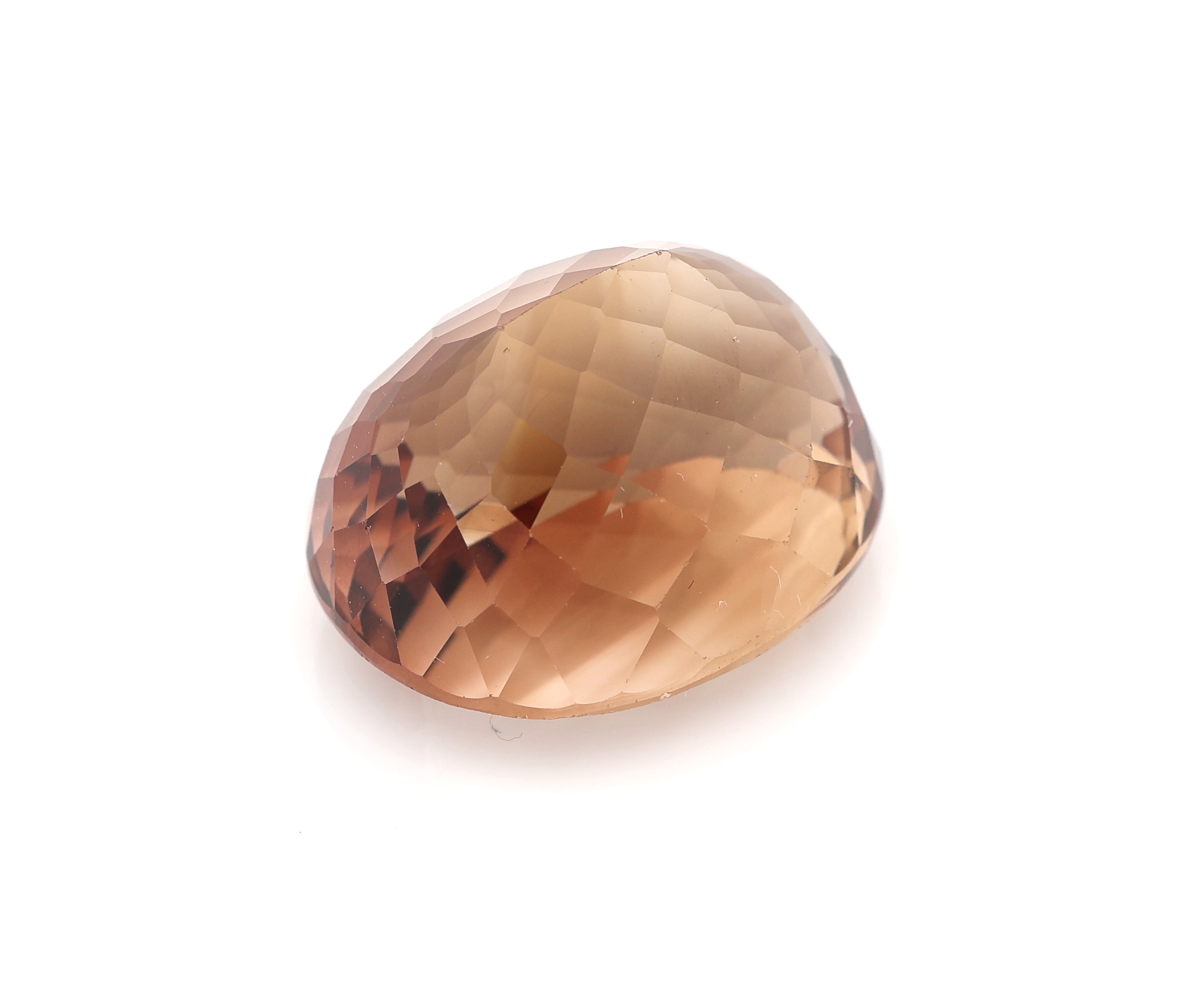 Detail b: Loser Imperialtopas, ca. 27.82 ct, ovalfacett.