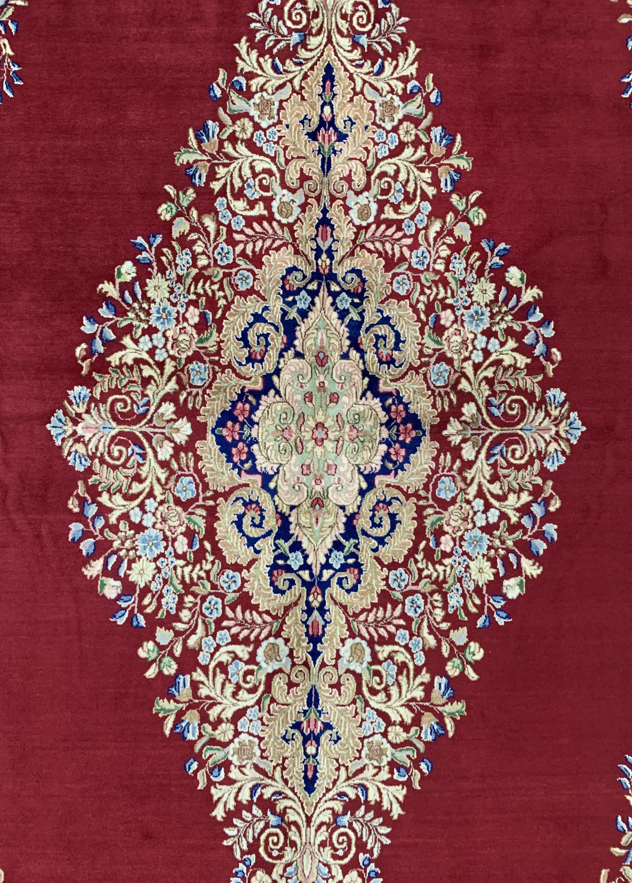 Detail c: Kerman fein signiert, Persien, Mitte 20.Jhd, Wolle auf Baumwolle, ca. 442 x 300 cm,EHZ: 1-2