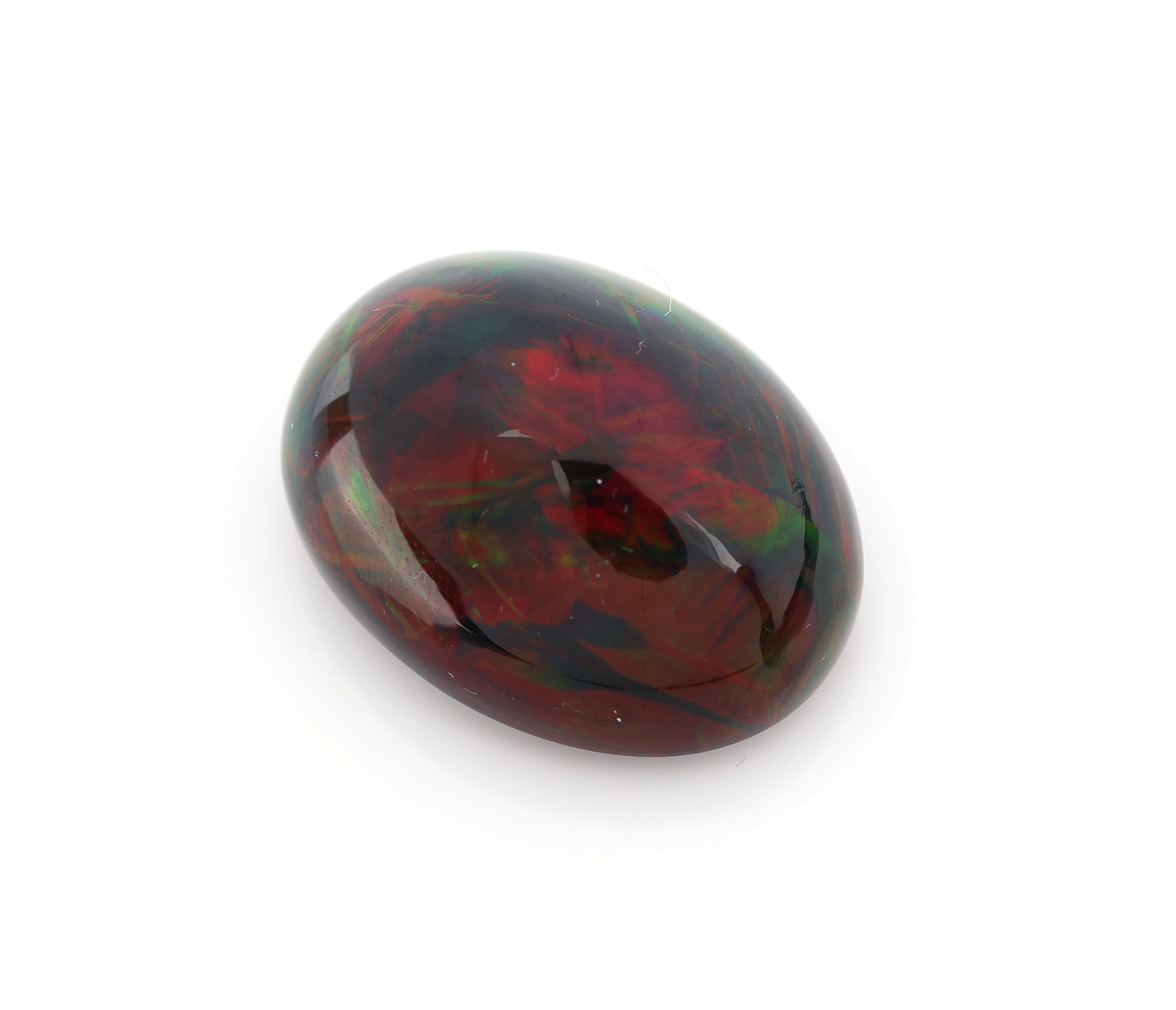 Loser Schwarzopal, 20.21 ct, ovaler Cabochon, intensives Farbspiel in rot, gelb und grün, mit GIA-Expertise