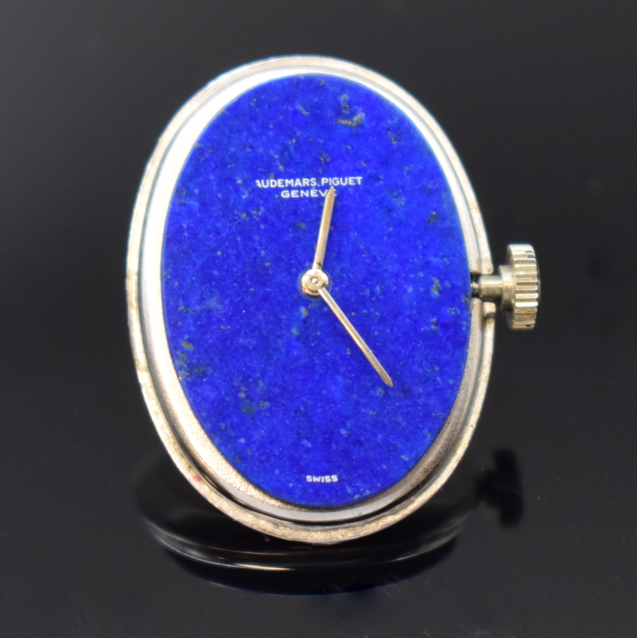 Detail h: AUDEMARS PIGUET feine Damenarmbanduhr in WG 750/000, Handaufzug, Schweiz um 1970, 2- teil. Geh., Boden aufgedr., Milanaiseband, Lünette aufw. m. ...
