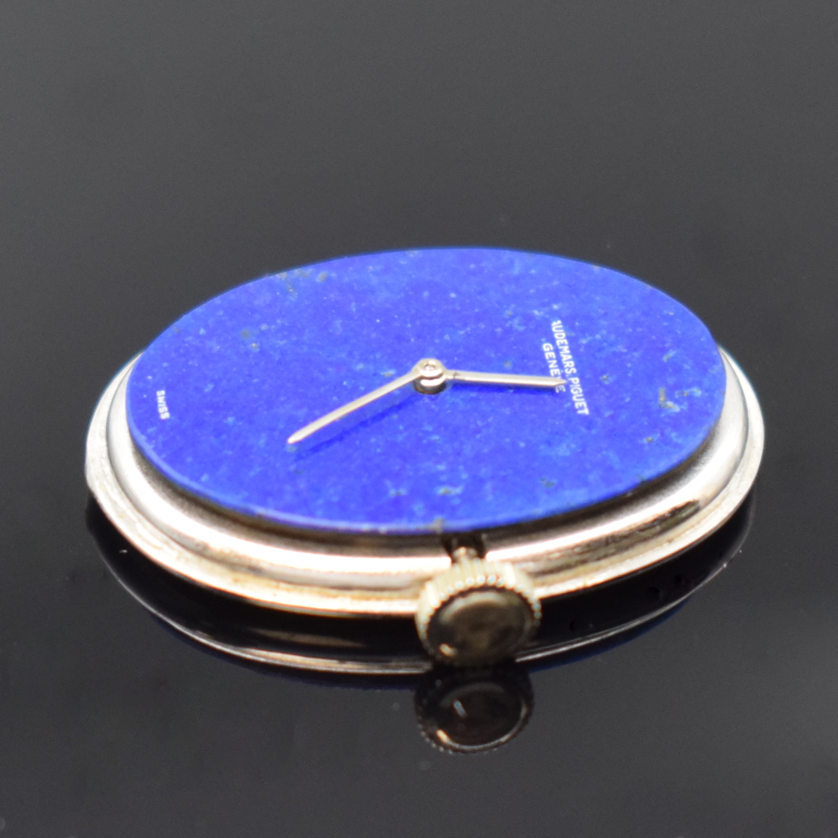 Detail j: AUDEMARS PIGUET feine Damenarmbanduhr in WG 750/000, Handaufzug, Schweiz um 1970, 2- teil. Geh., Boden aufgedr., Milanaiseband, Lünette aufw. m. ...