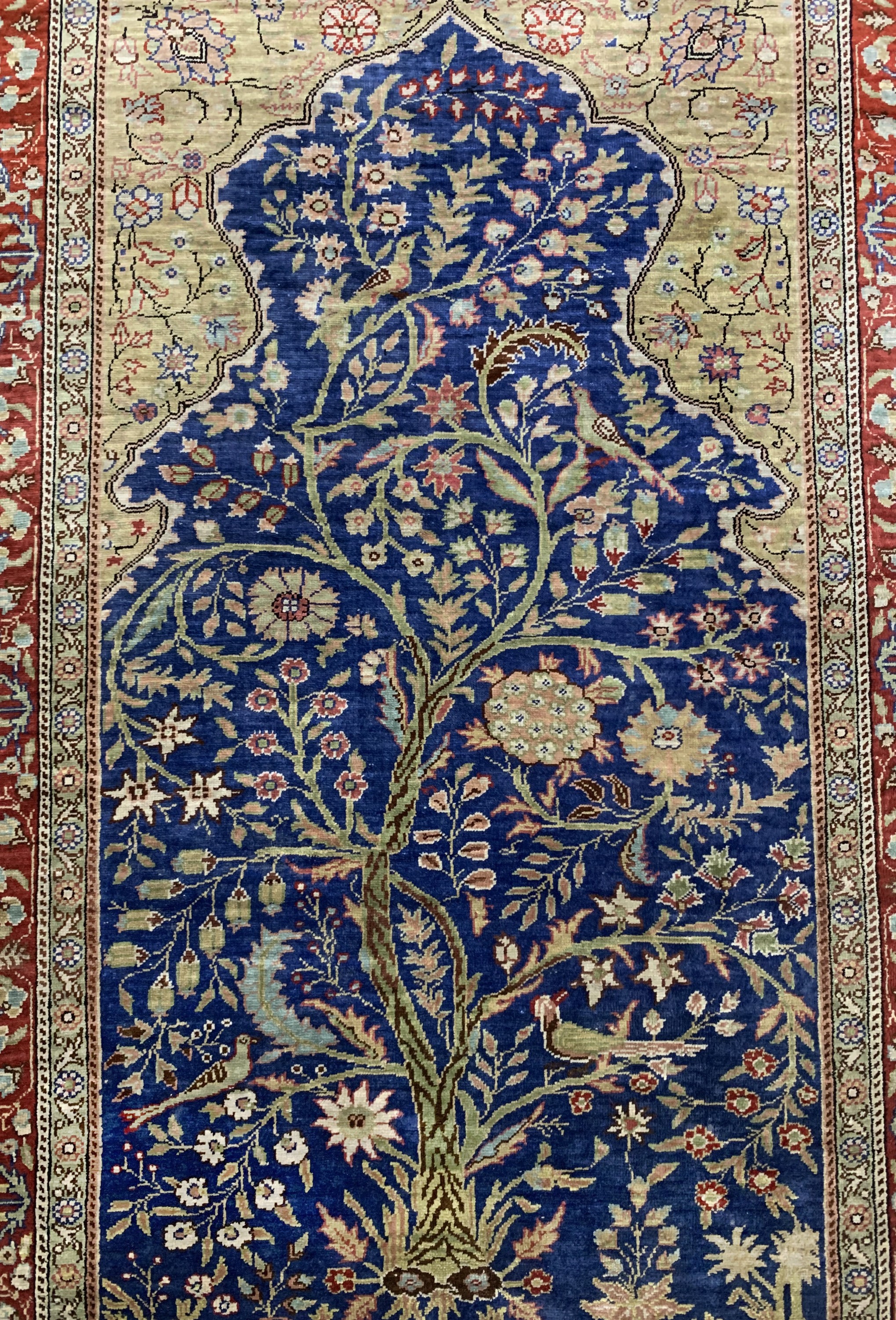 Detail c: Seiden Kayseri, Türkei, Mitte 20.Jhd, reineNaturseide, ca. 118 x 77 cm, EHZ: 2