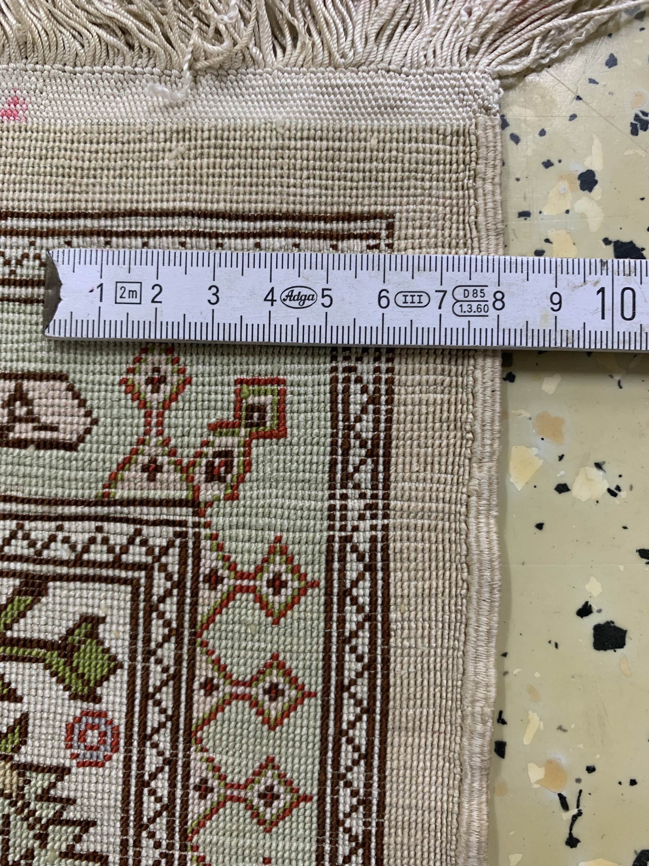 Detail c: Hereke Seide signiert, Türkei, Ende 20.Jhd,reine Naturseide, ca. 39 x 31 cm, EHZ: 1-2