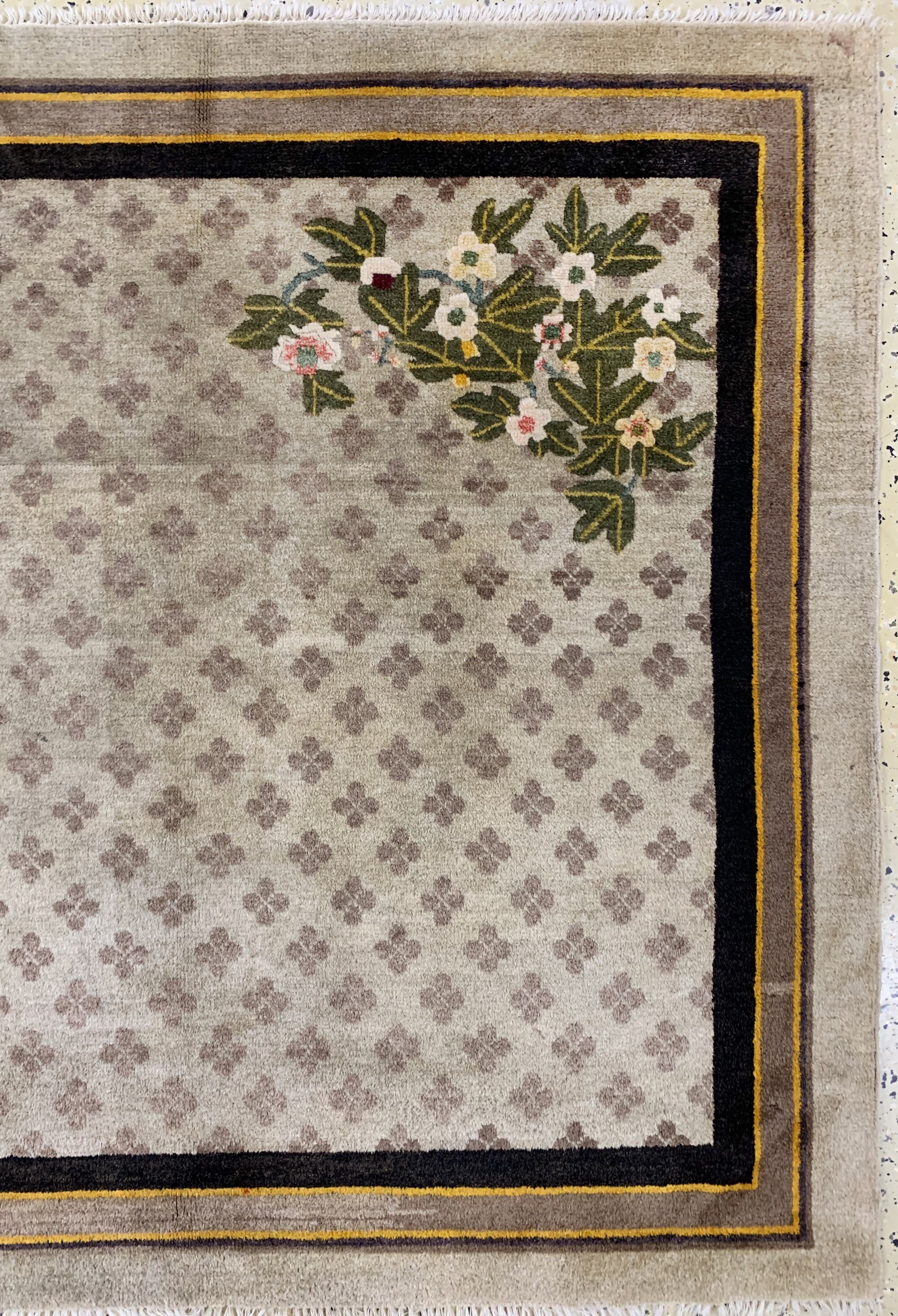 Detail a: Peking fein alt, China, Anfang 20.Jhd, Wolle auf Baumwolle, ca. 210 x 133 cm, EHZ: 2,(kleine Restaurierungen)