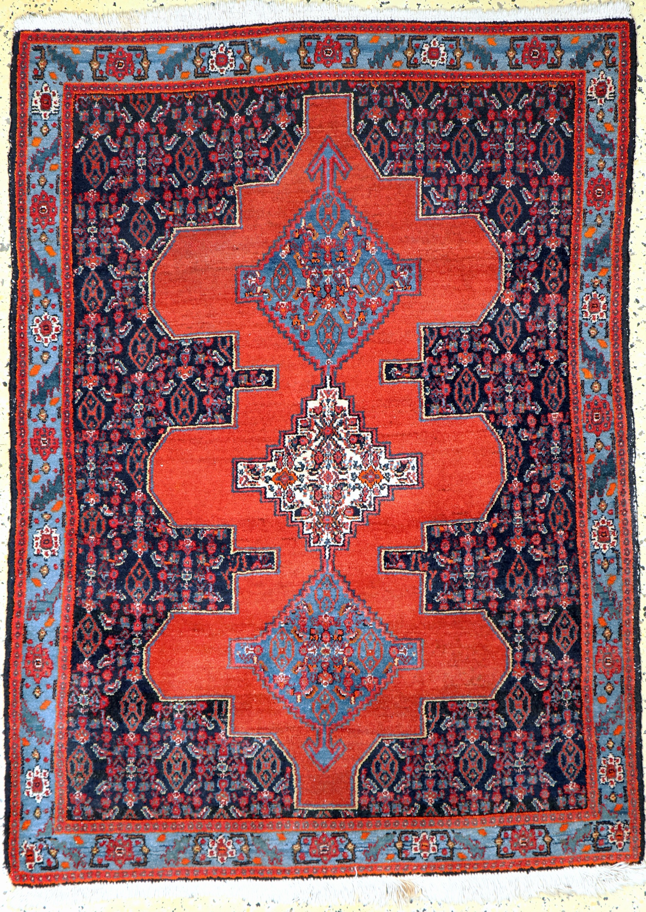 Senneh alt, Persien, Mitte 20.Jhd, Wolle auf Baumwolle, ca. 150 x 103 cm, EHZ: 2