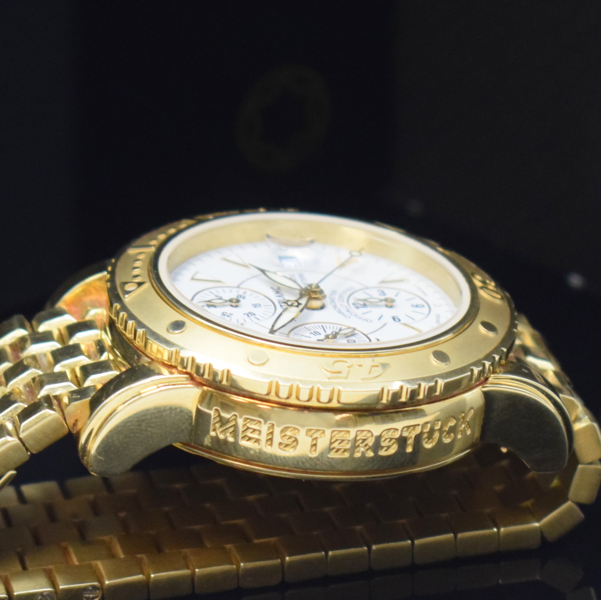 Detail e: MONTBLANC seltener und sehr luxuriöser XXL Sport Chronograph in GG 750/000 Referenz 7053, Automatik, massives Goldgeh., Boden und Krone verschr., ...