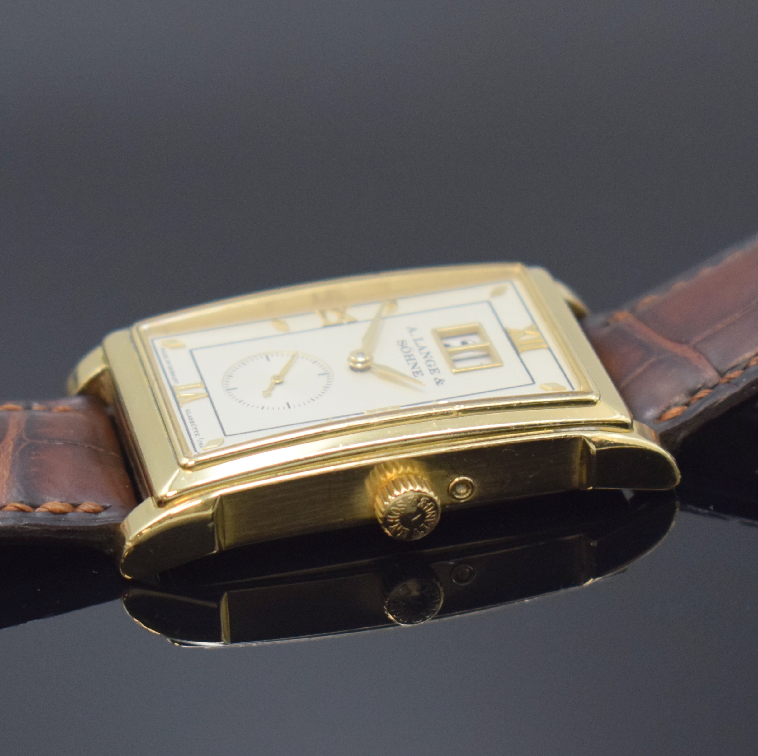 Detail d: A. LANGE & SÖHNE Armbanduhr Cabaret in GG 750/000 Referenz 107.021, Handaufzug, beids. vergl. Geh. inkl. orig. Lederband m. orig. GG 750/000 ...
