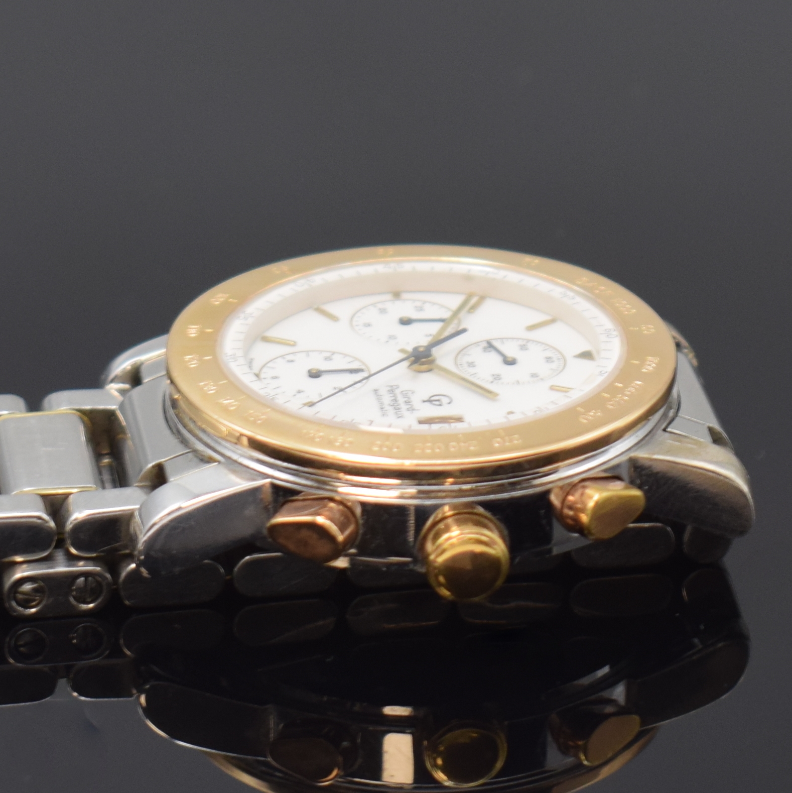 Detail c: GIRARD PERREGAUX seltener Armbandchronograph in Silber Referenz 7000, Schweiz um 1995, Automatik, massives Gehäuse in 925/000 Silber und Gold komb. ...