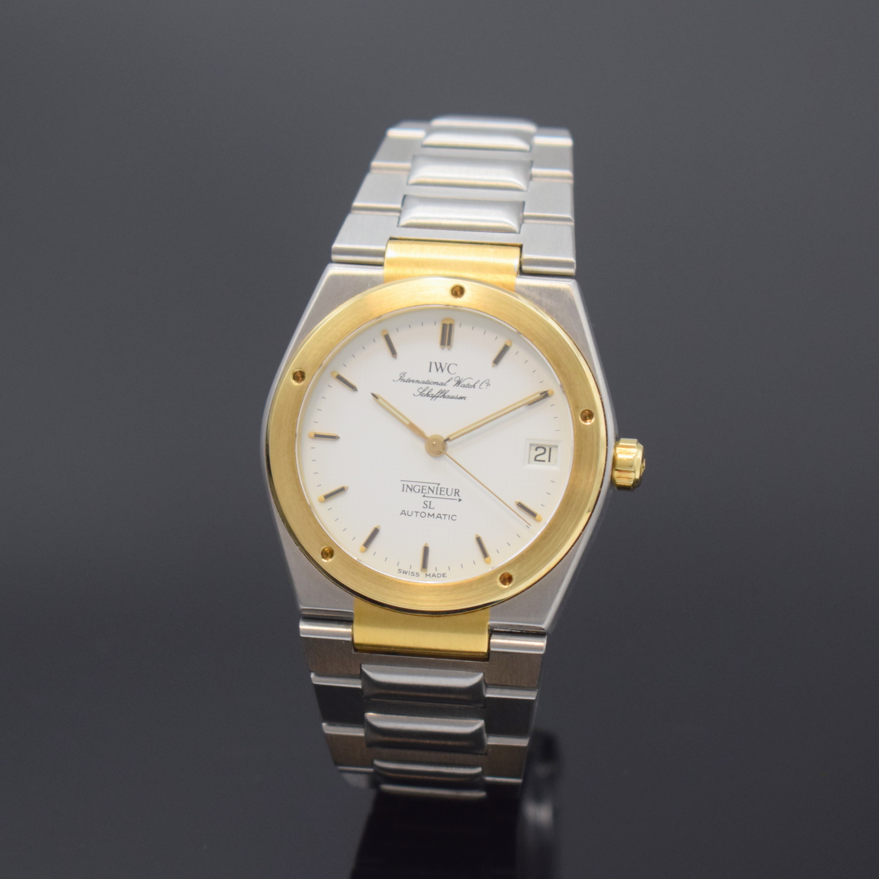 IWC Herrenarmbanduhr Ingenieur SL in Stahl/Gold am Stahlband Referenz 3506.1, Schweiz um 1990, Automatik, satin. Geh., Boden und Krone verschr., ...