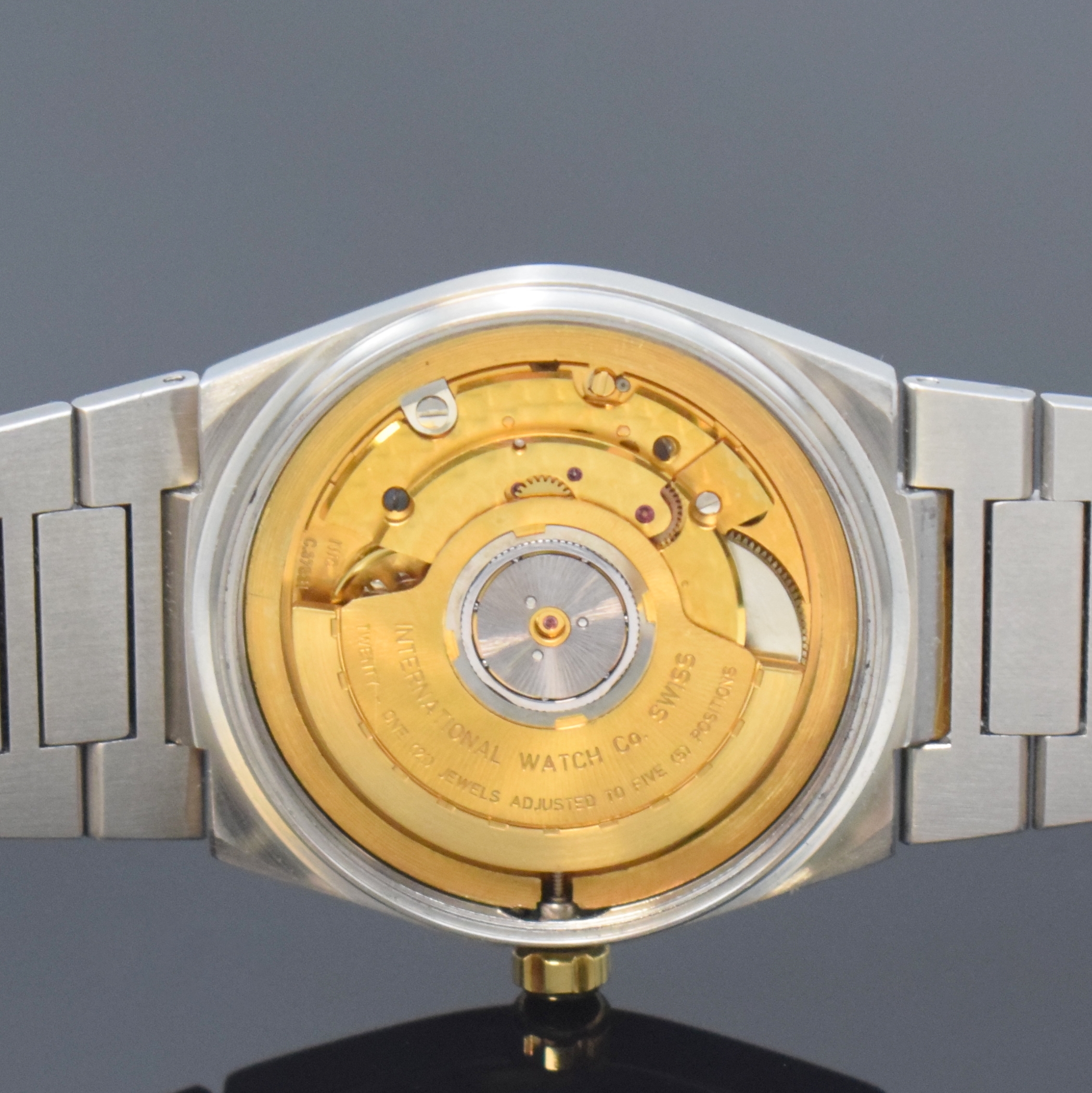 Detail f: IWC Herrenarmbanduhr Ingenieur SL in Stahl/Gold am Stahlband Referenz 3506.1, Schweiz um 1990, Automatik, satin. Geh., Boden und Krone verschr., ...