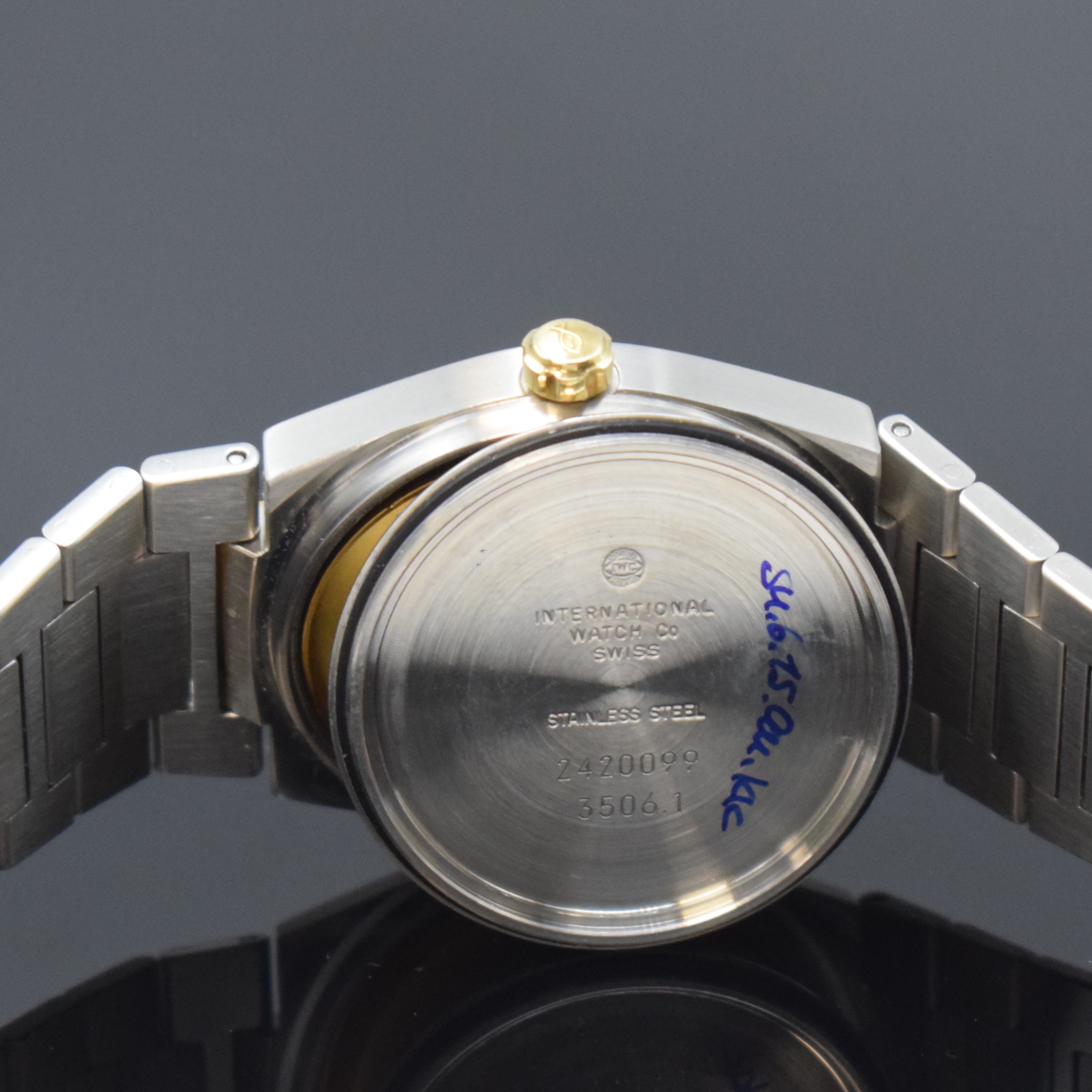 Detail g: IWC Herrenarmbanduhr Ingenieur SL in Stahl/Gold am Stahlband Referenz 3506.1, Schweiz um 1990, Automatik, satin. Geh., Boden und Krone verschr., ...