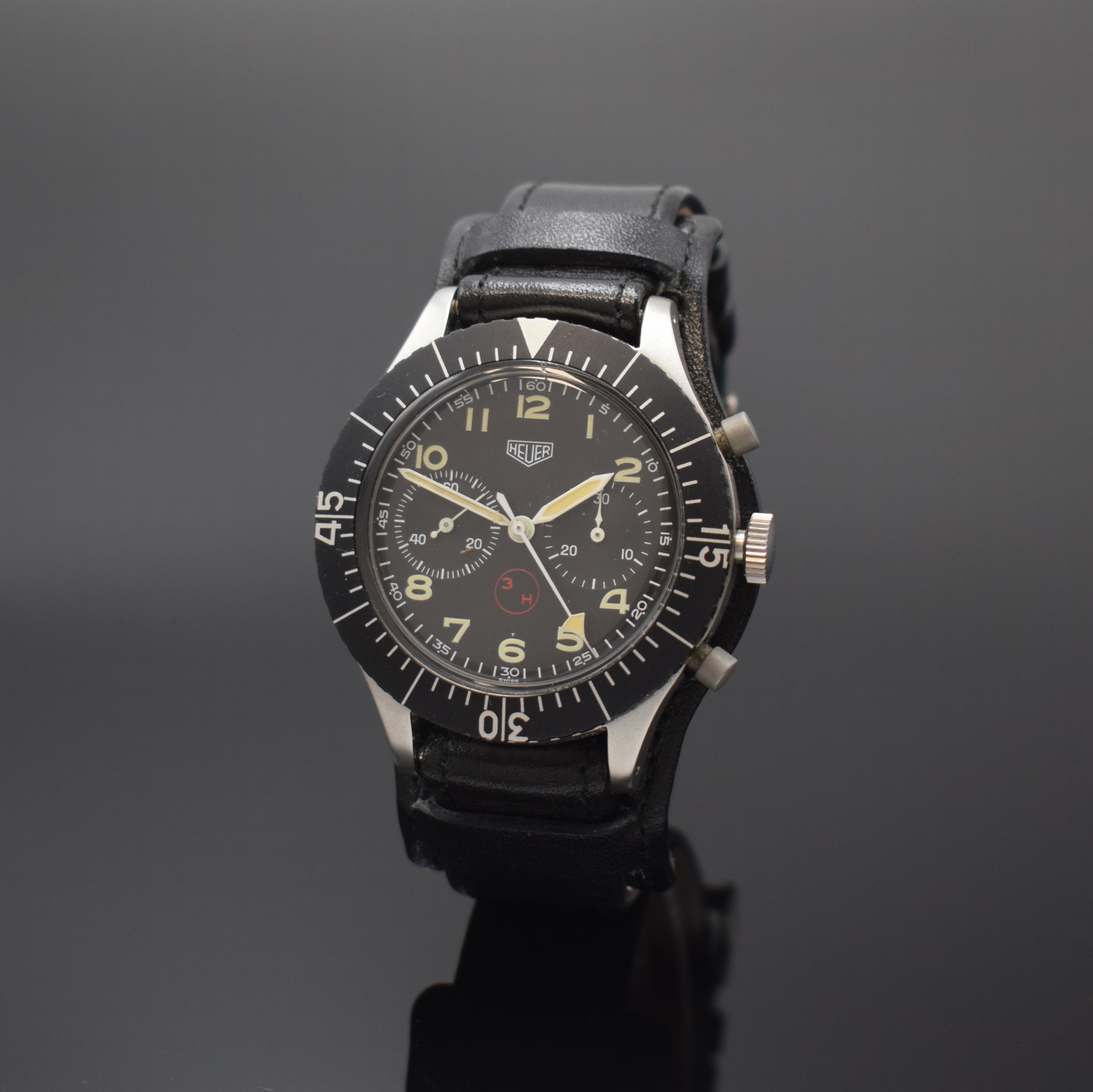 HEUER 3H Flieger-Schaltradchronograph, Schweiz um 1970, Handaufzug, mattiertes Geh. 4-fach verschr., Boden m. Versorgungsnummer 6645-12-146-3774, ...