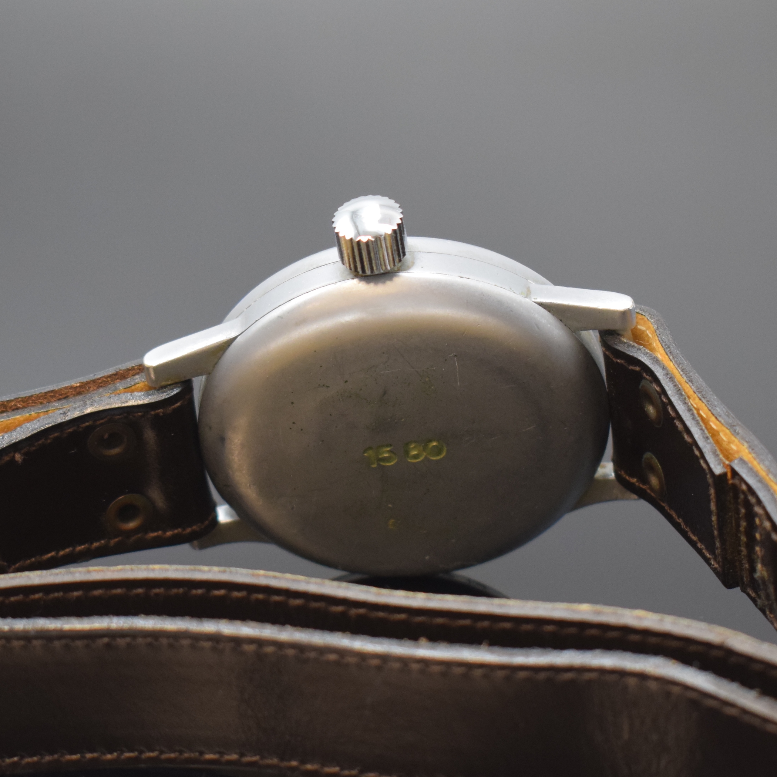 Detail d: THOMMEN / WEMPE Chronometer-Werke Hamburg Flieger B-Uhr FL 23883, Deutschland/Schweiz um 1940, grau lackiertes Metallgeh., Bauart: Thommen, ...