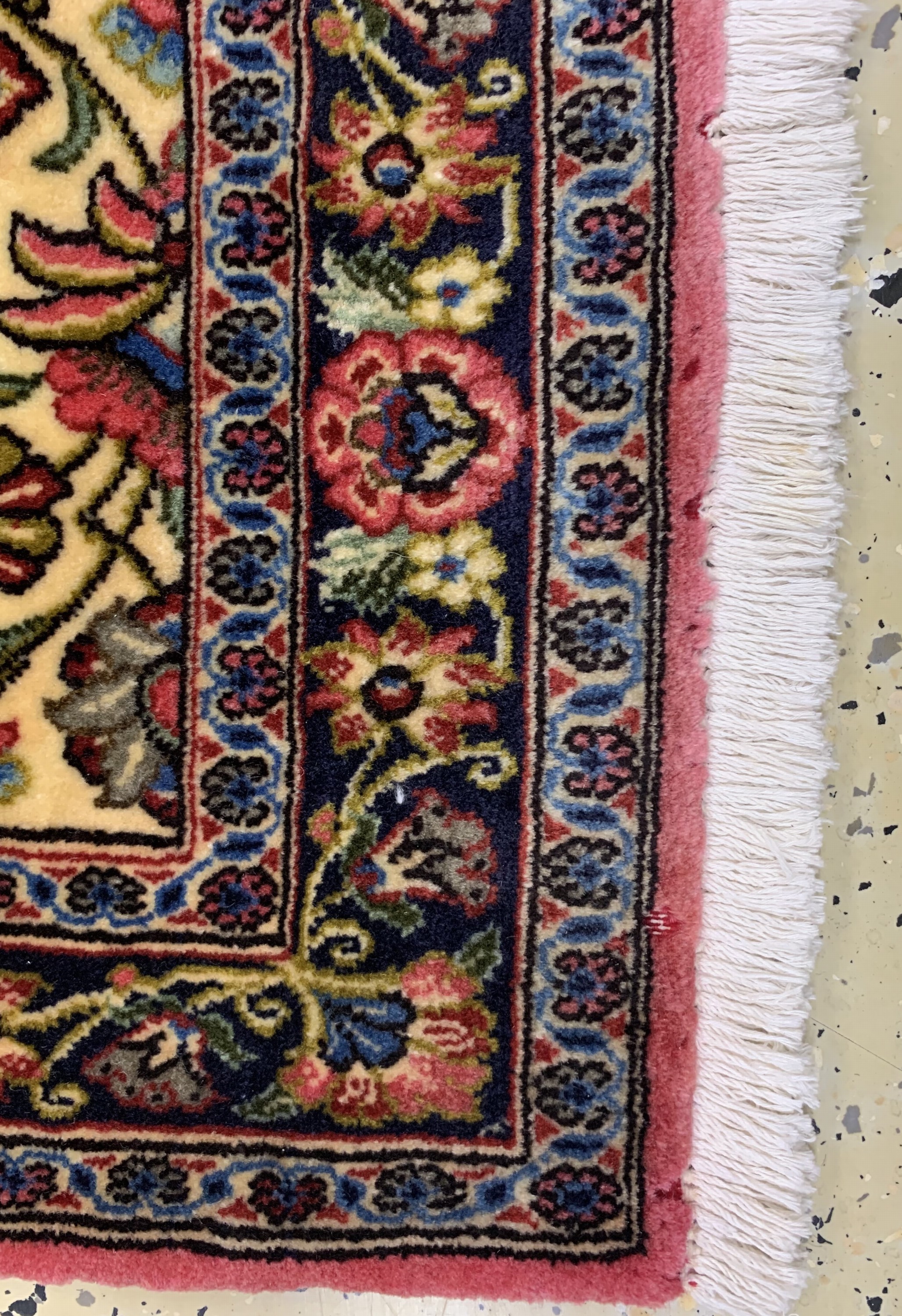 Detail d: Ghom Kork, Persien, Ende 20.Jhd, Korkwolle,ca. 300 x 80 cm, gereinigt, EHZ: 2, (Mottenfraß am Rand)
