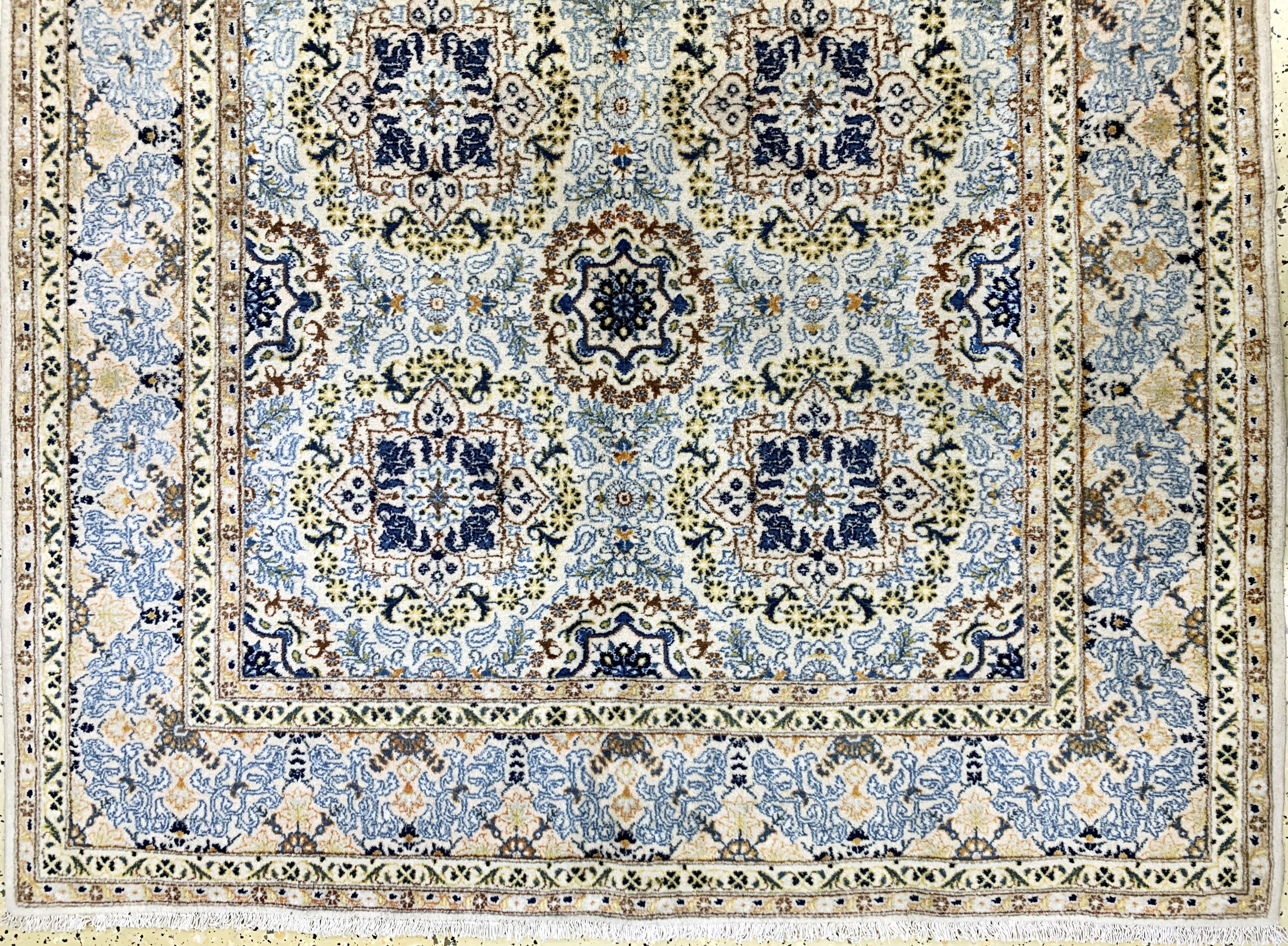 Detail b: Keschan alt, Persien, Mitte 20.Jhd, Wolle auf Baumwolle, ca. 222 x 135 cm, EHZ: 2
