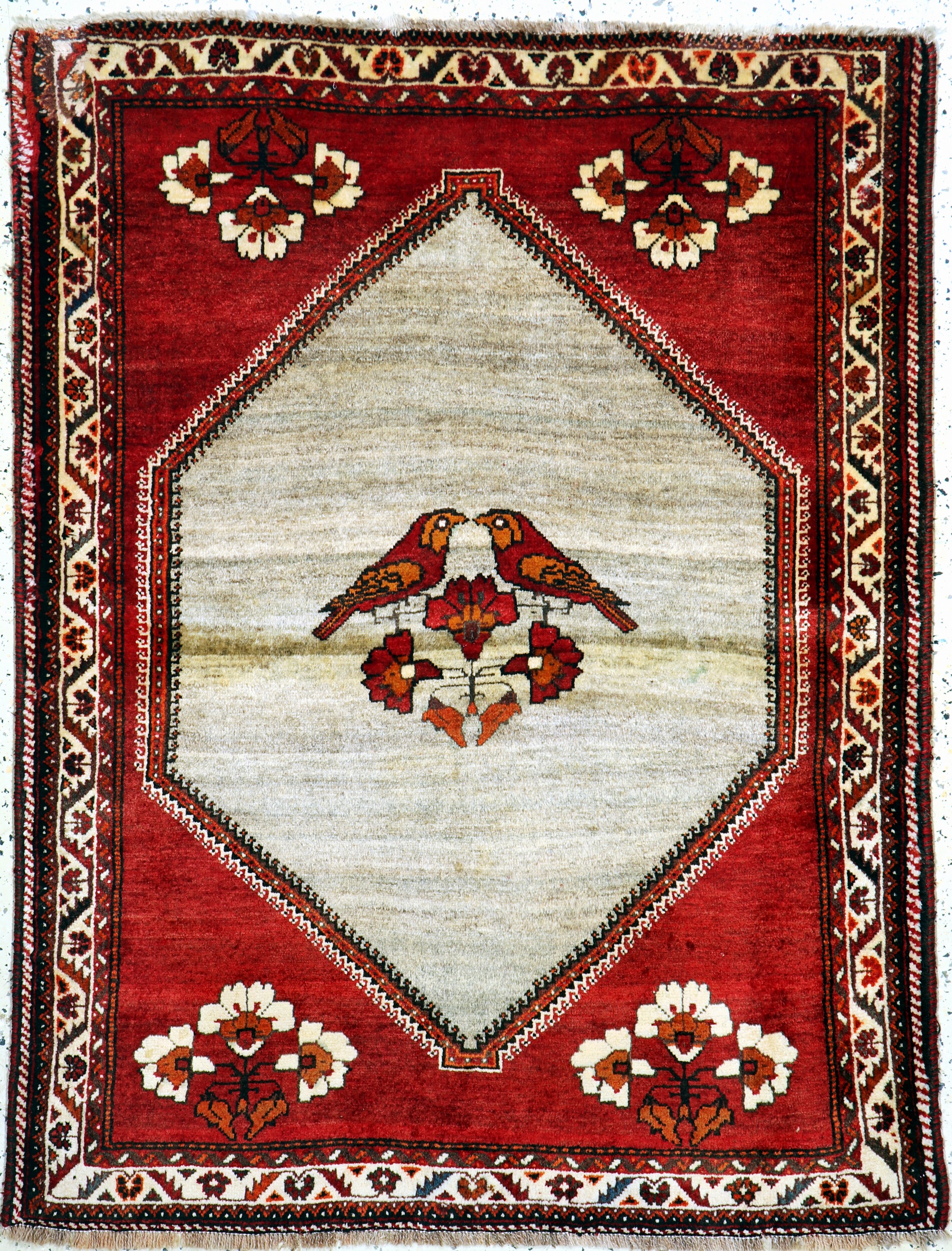Ghaschgai alt, Persien, Mitte 20.Jhd, Wolleauf Wolle, ca. 157 x 120 cm, EHZ: 2, (restauriert)